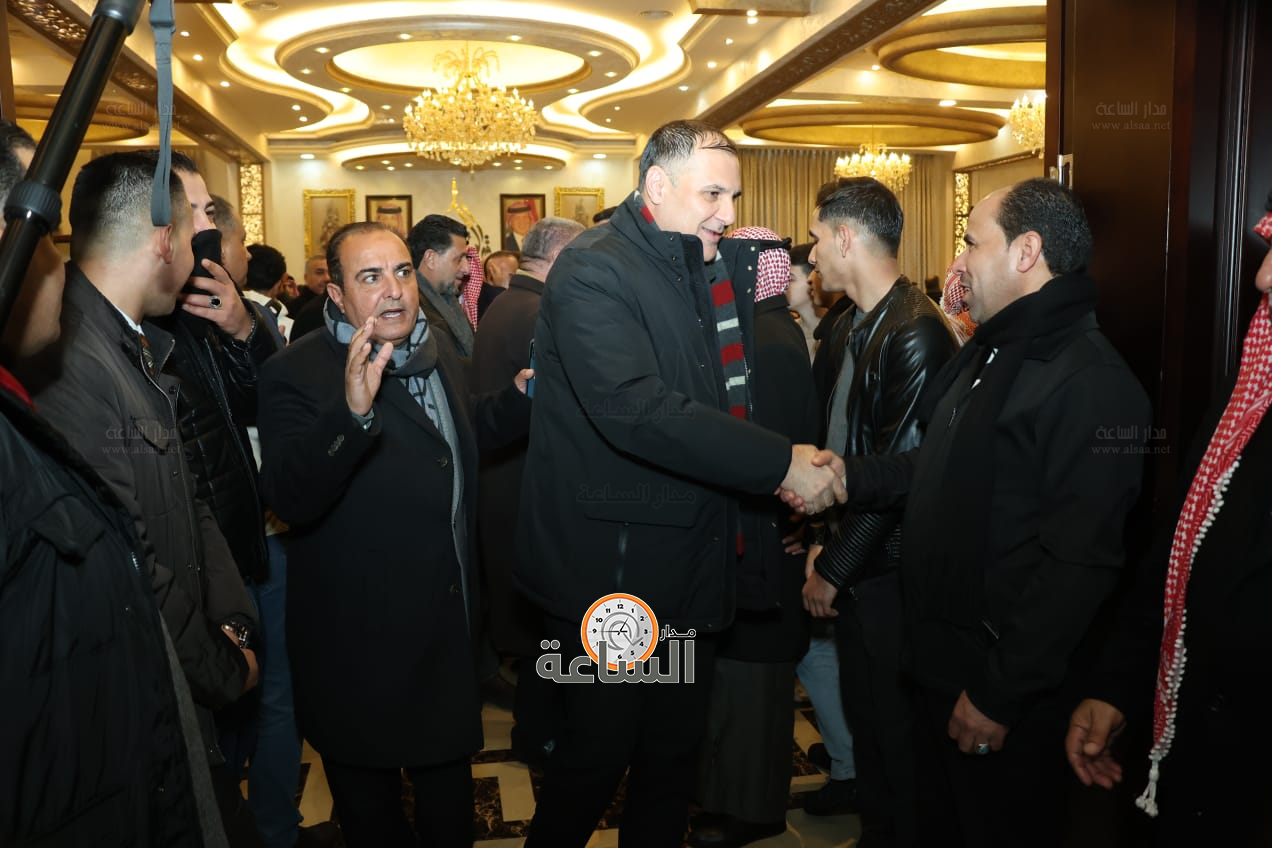 Madar Al-Saa Images 0.379251447044503