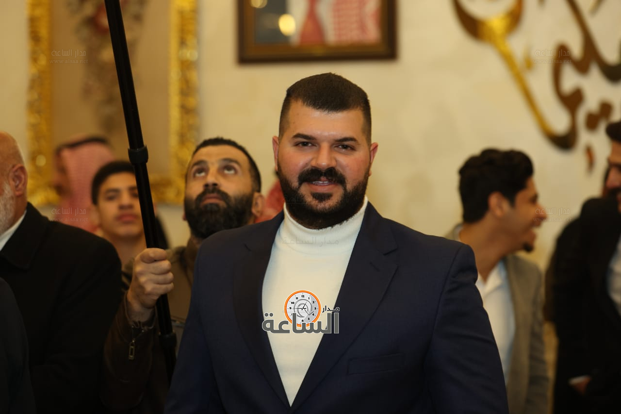 Madar Al-Saa Images 0.38386648040490556