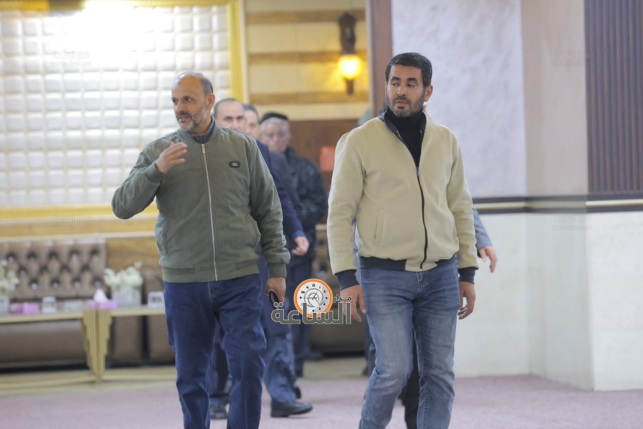 Madar Al-Saa Images 0.43728268694962513