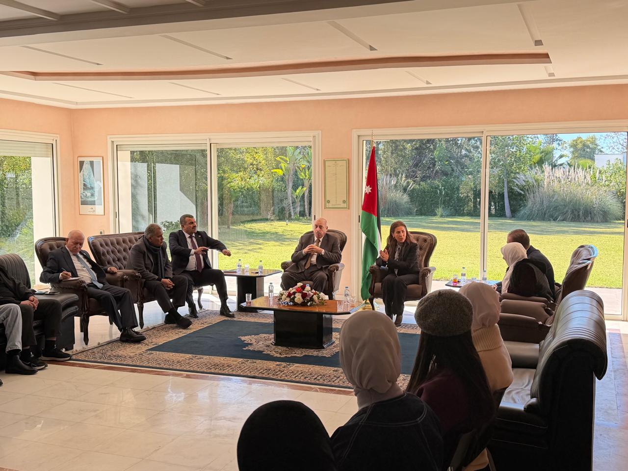 Madar Al-Saa Images 0.15325886100364183