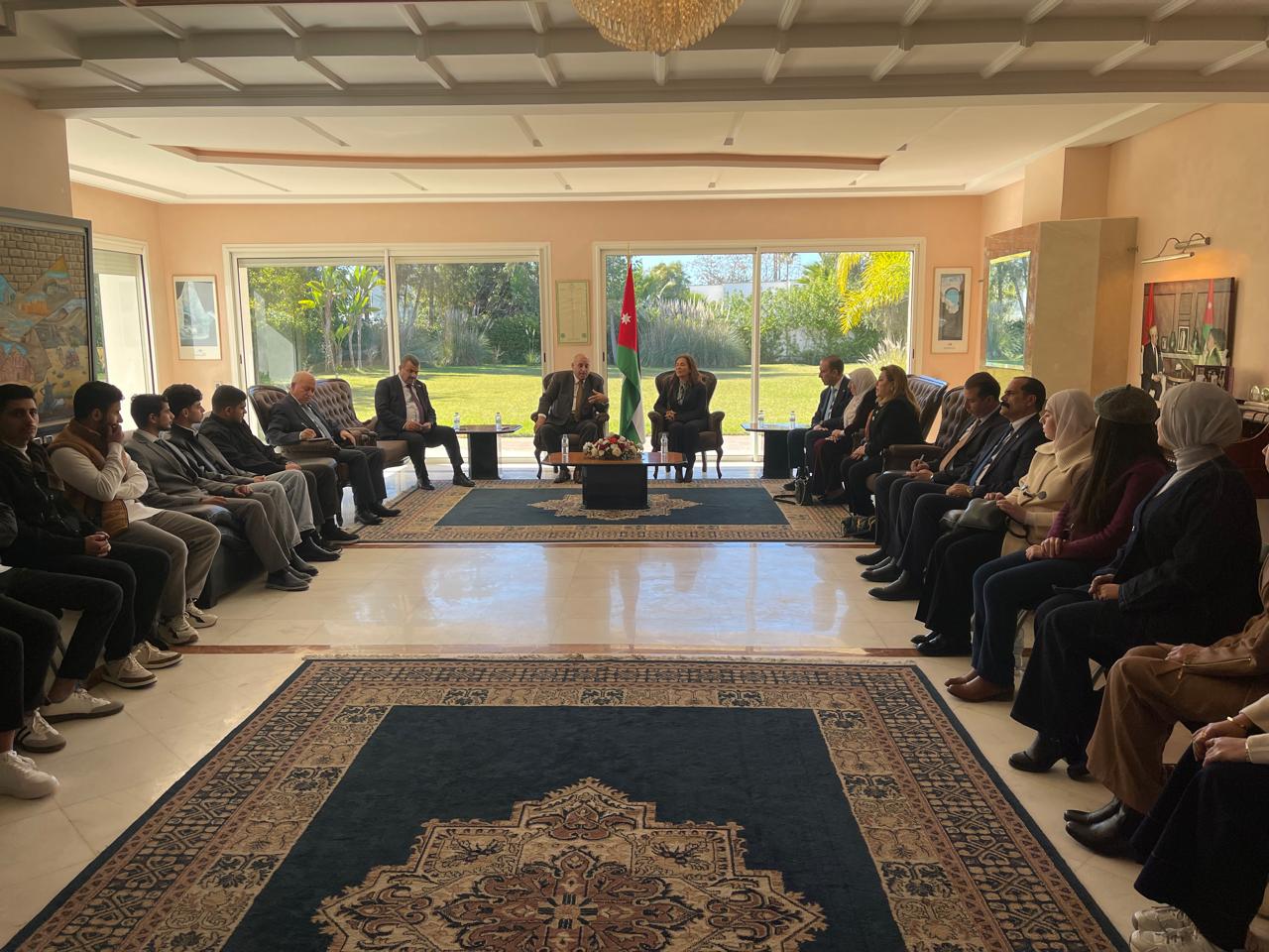 Madar Al-Saa Images 0.6217717482799003