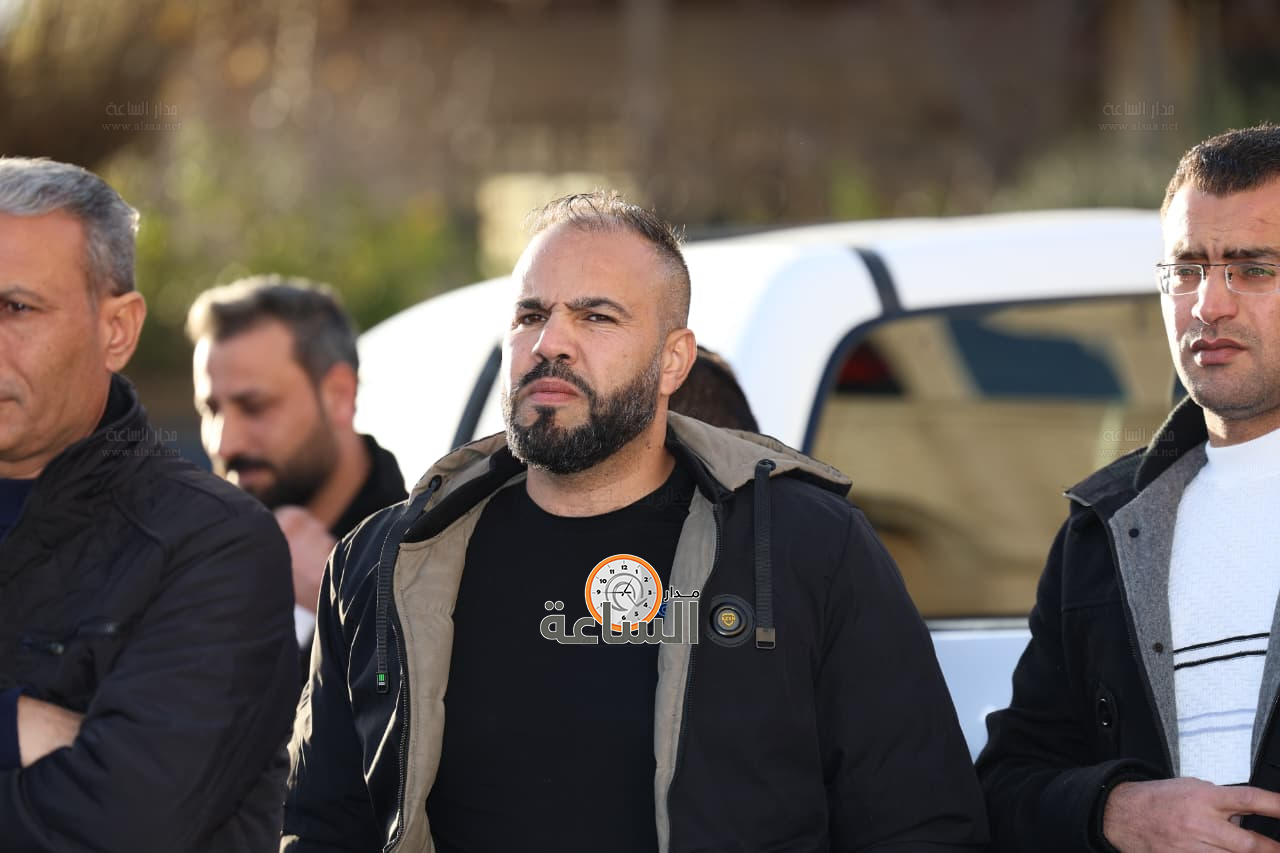 Madar Al-Saa Images 0.49089746702276893