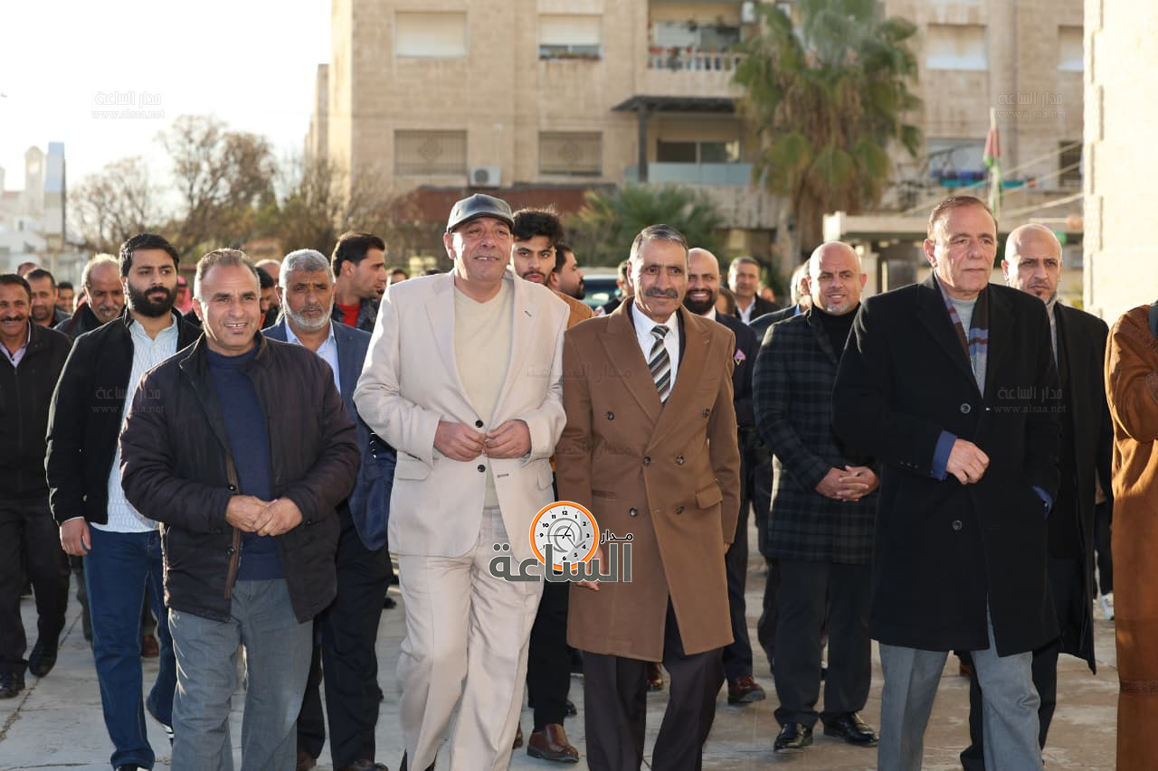 Madar Al-Saa Images 0.37832808934167506