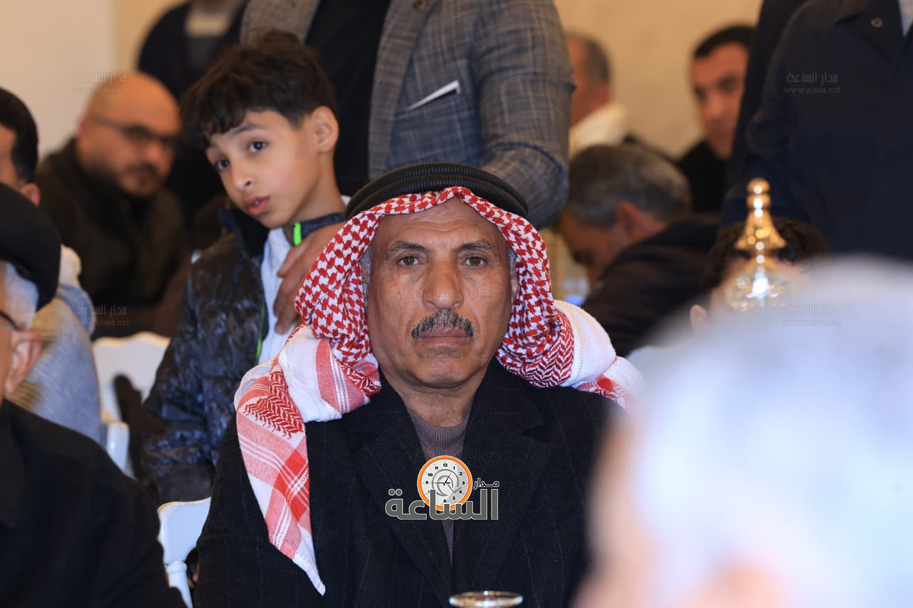 Madar Al-Saa Images 0.412955548511991