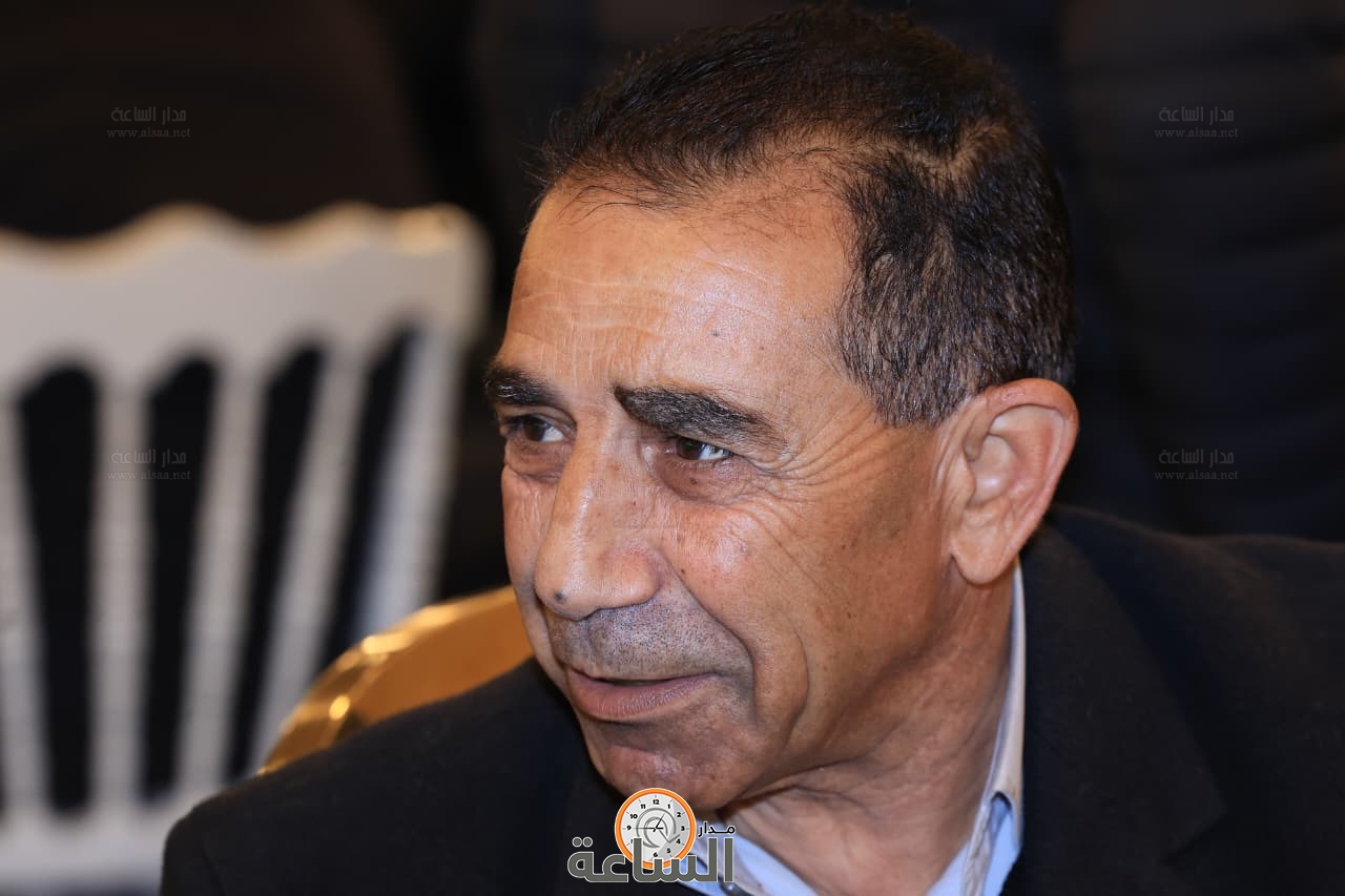 Madar Al-Saa Images 0.4227507639059268