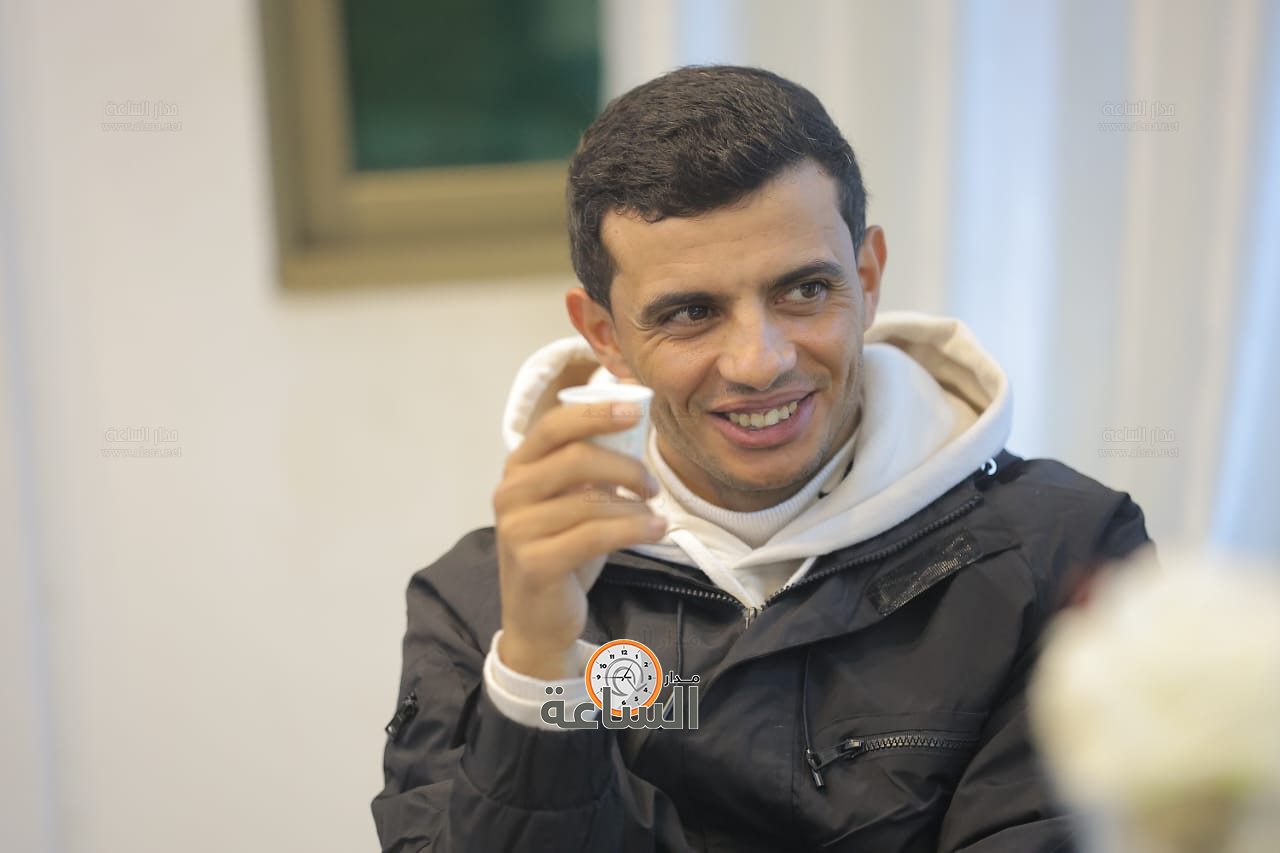 Madar Al-Saa Images 0.5214125693309648