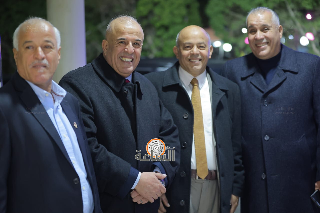 Madar Al-Saa Images 0.4976734322570041