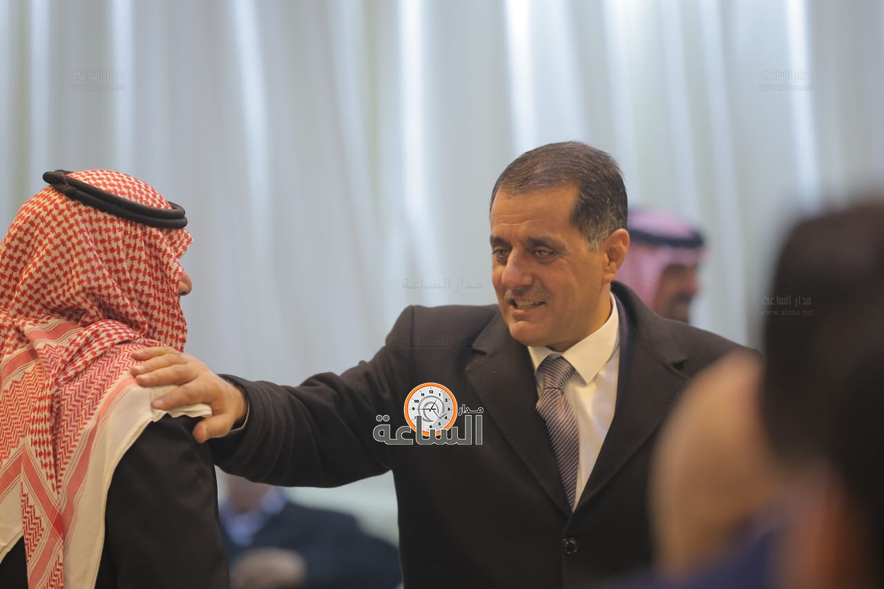 Madar Al-Saa Images 0.6911790418062522