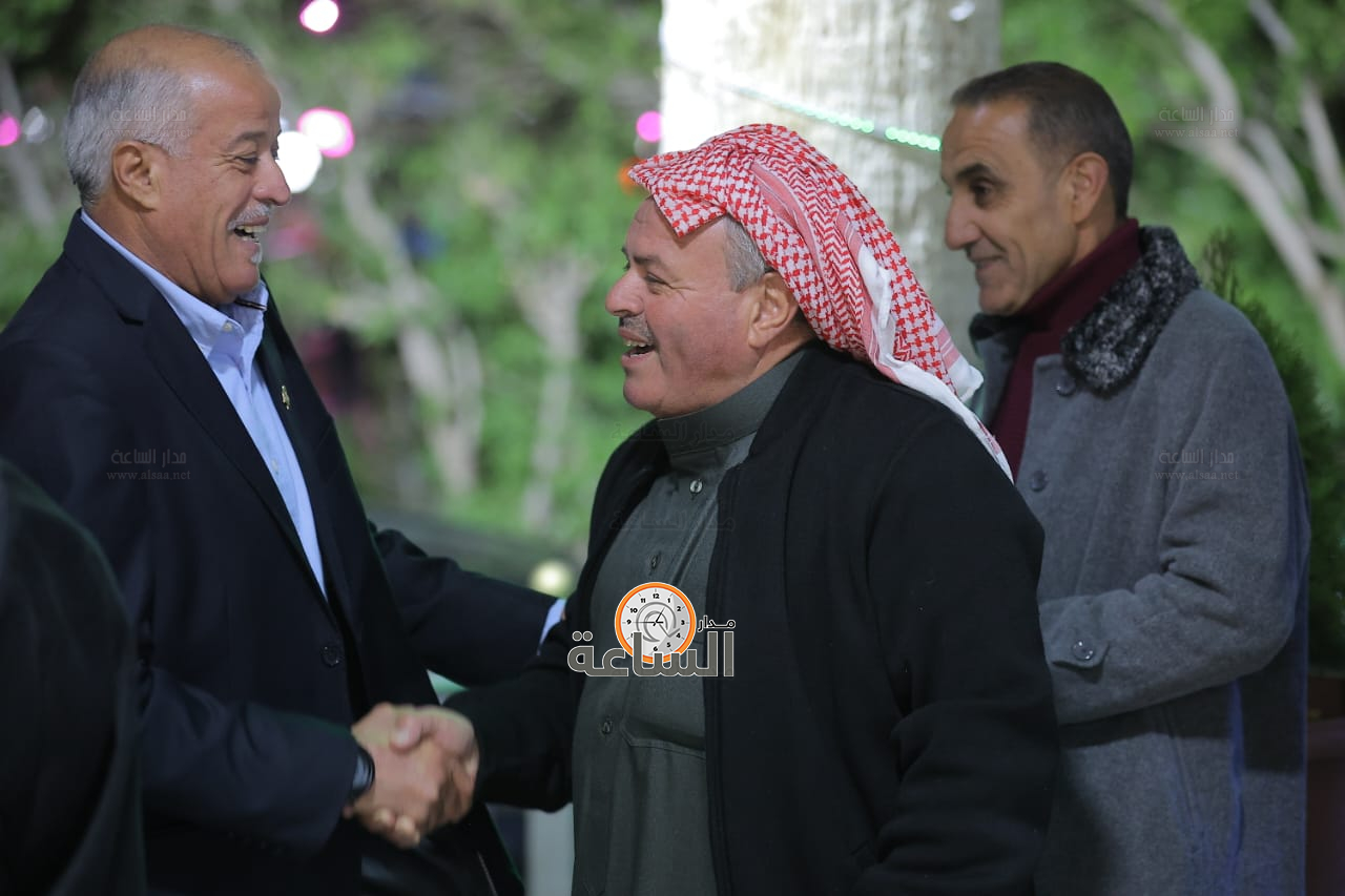 Madar Al-Saa Images 0.35025343833658695