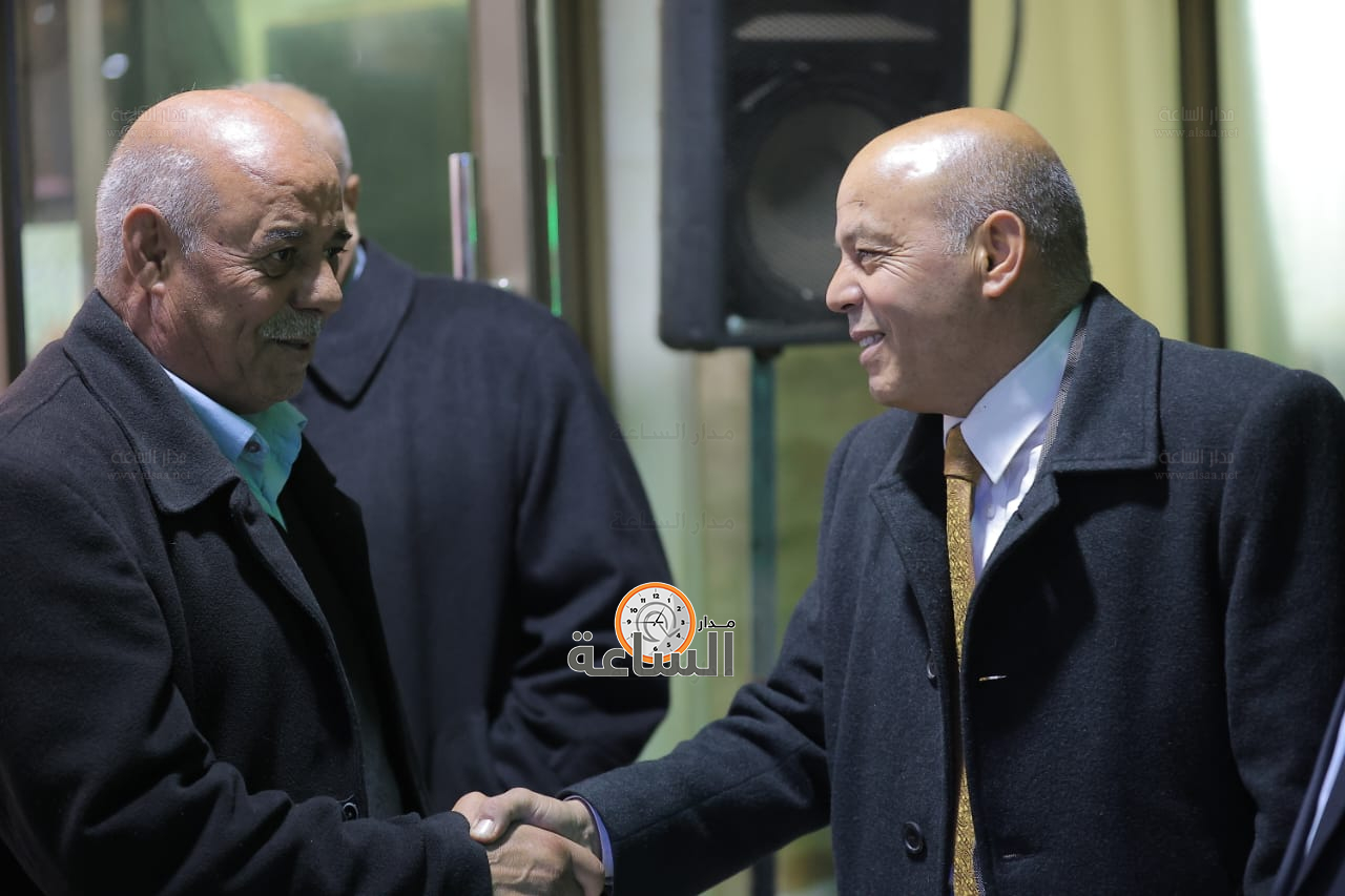 Madar Al-Saa Images 0.2730167343139428