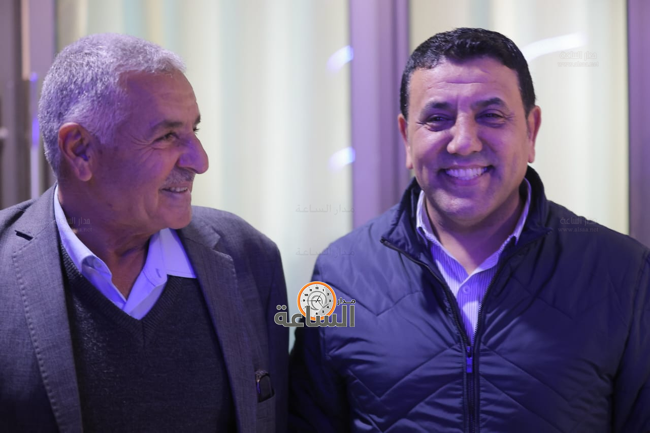 Madar Al-Saa Images 0.6094964704875816