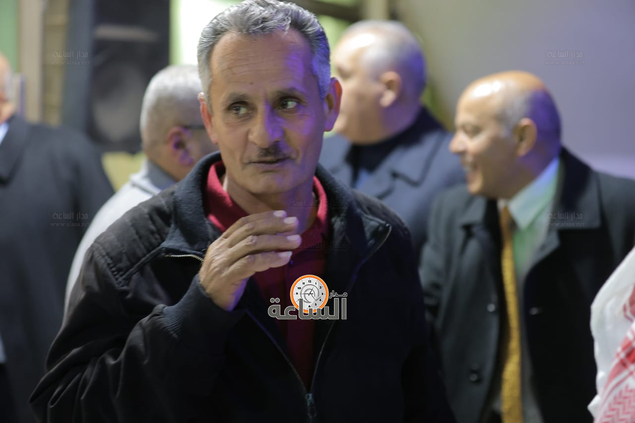 Madar Al-Saa Images 0.777652755342524