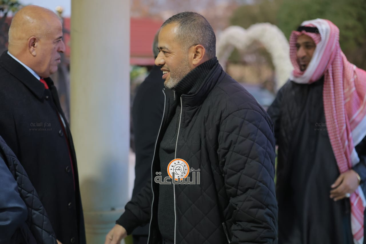 Madar Al-Saa Images 0.9581585942633496