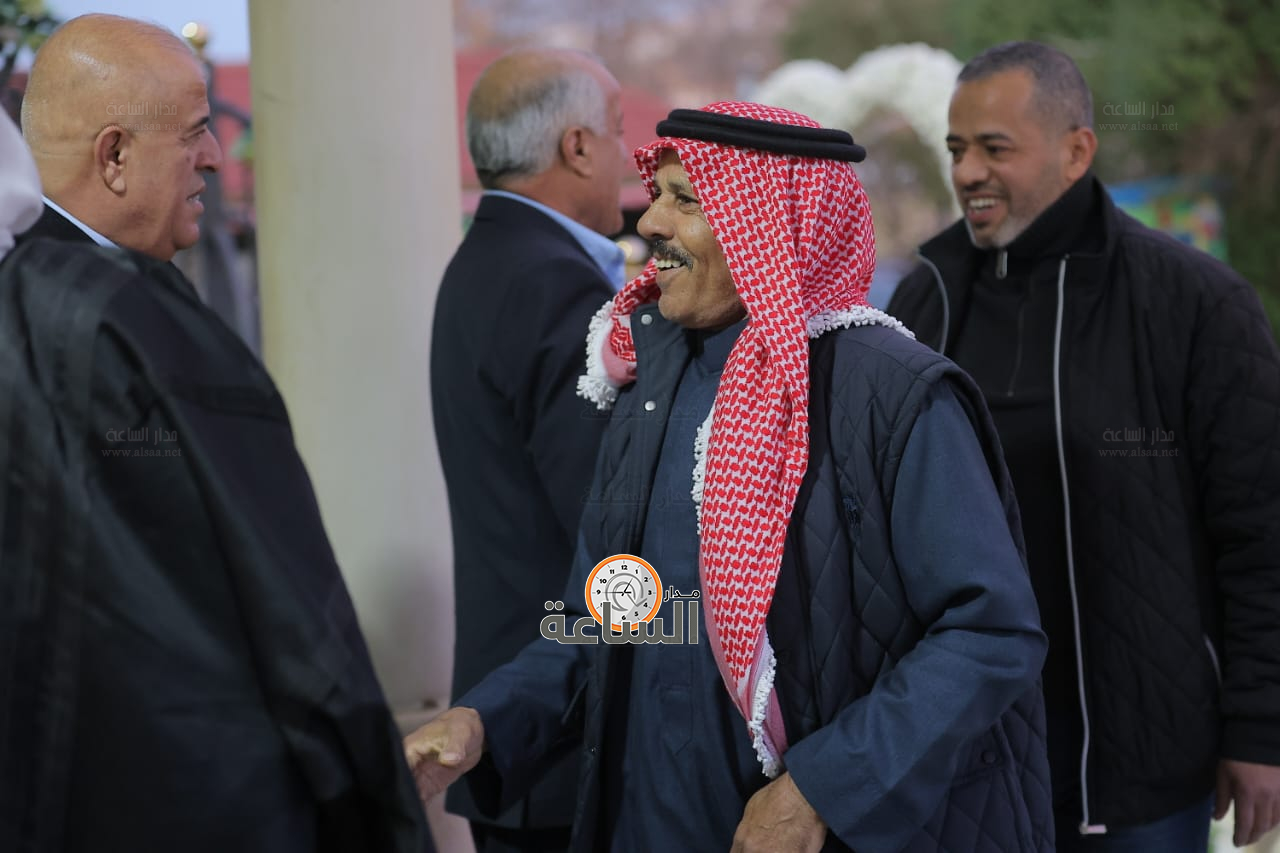 Madar Al-Saa Images 0.09895950228154649