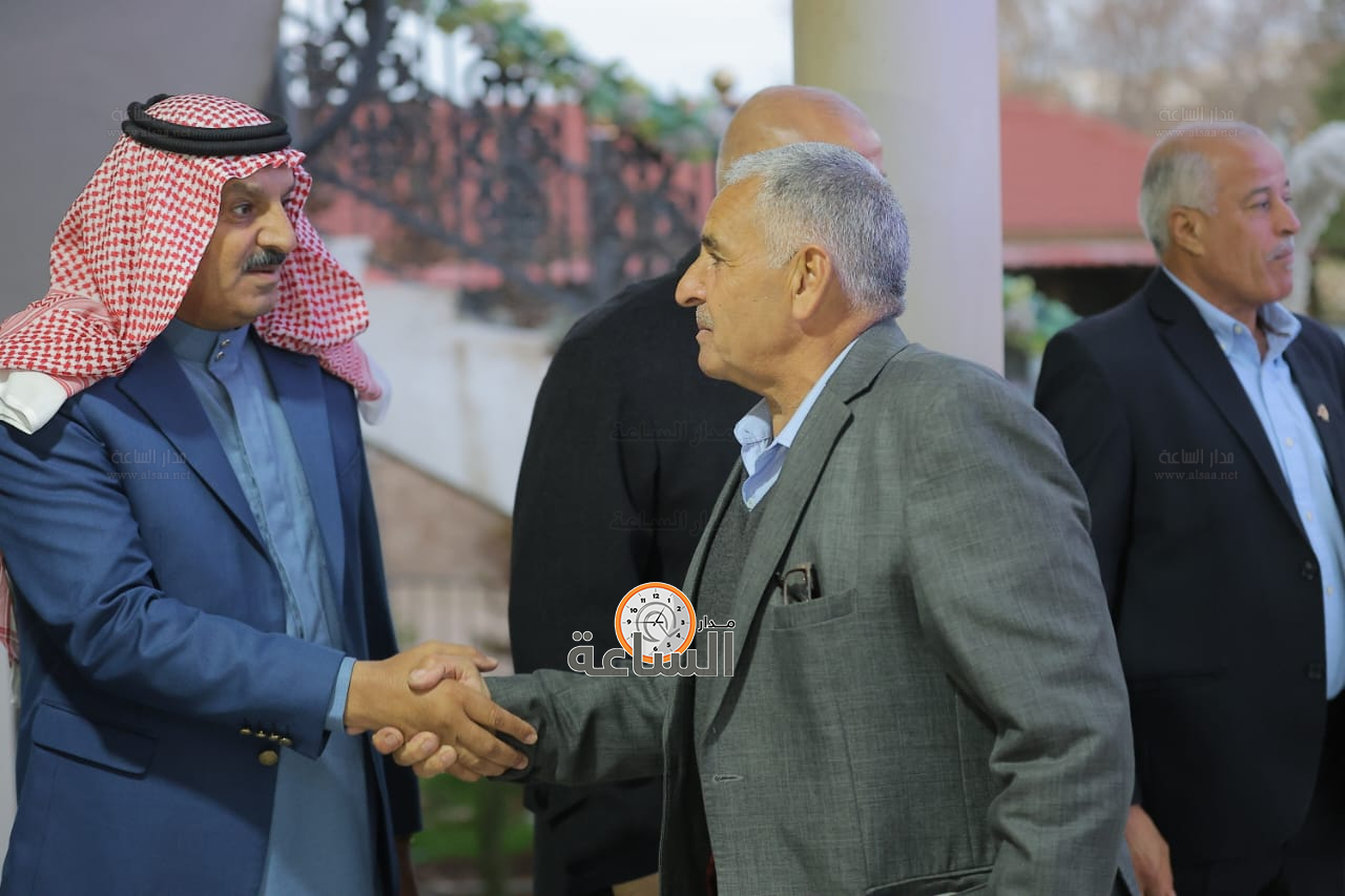 Madar Al-Saa Images 0.3709307484316826