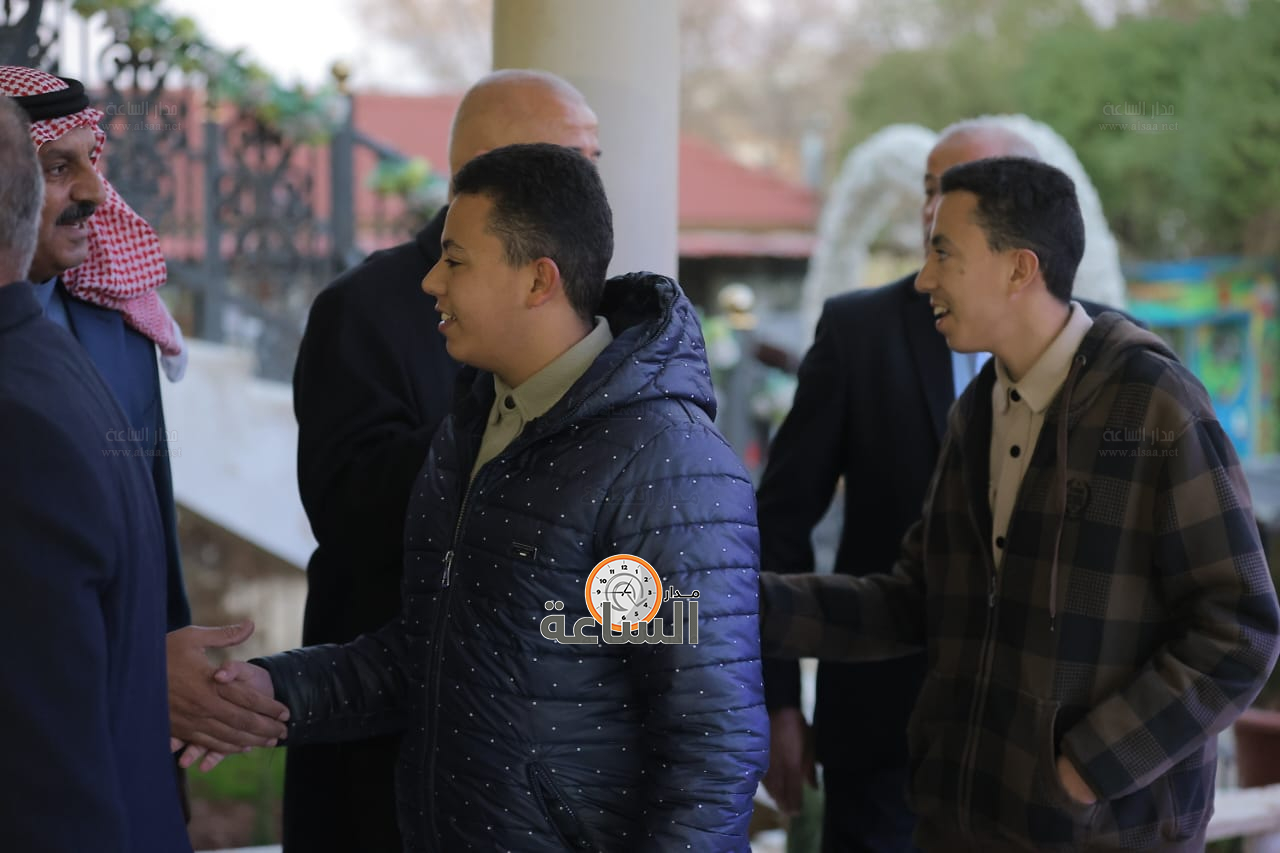 Madar Al-Saa Images 0.11990239034037664