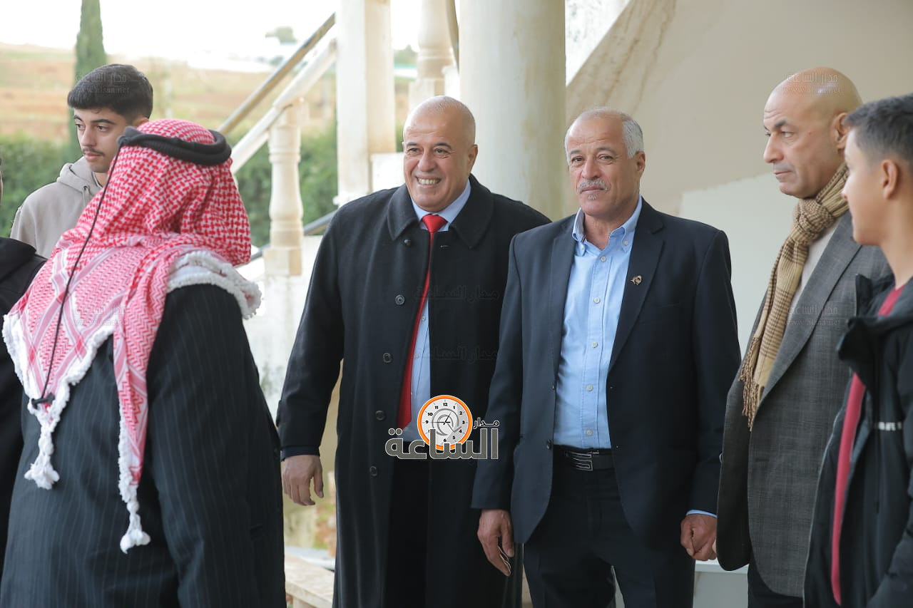 Madar Al-Saa Images 0.5752410565663719