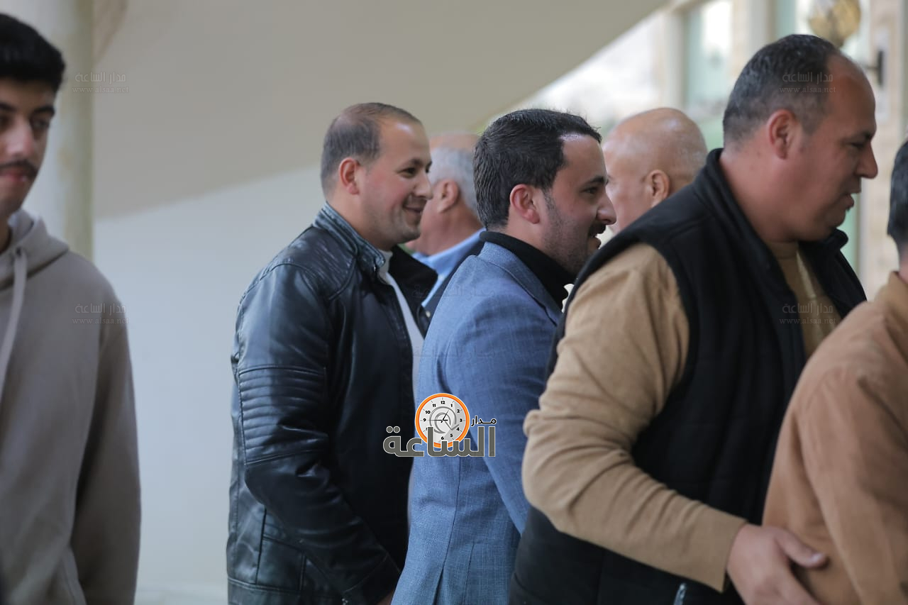 Madar Al-Saa Images 0.16638731784376026