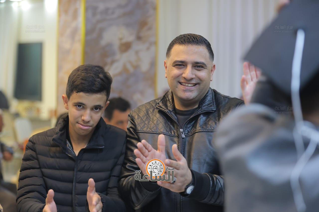 Madar Al-Saa Images 0.7758163459814965