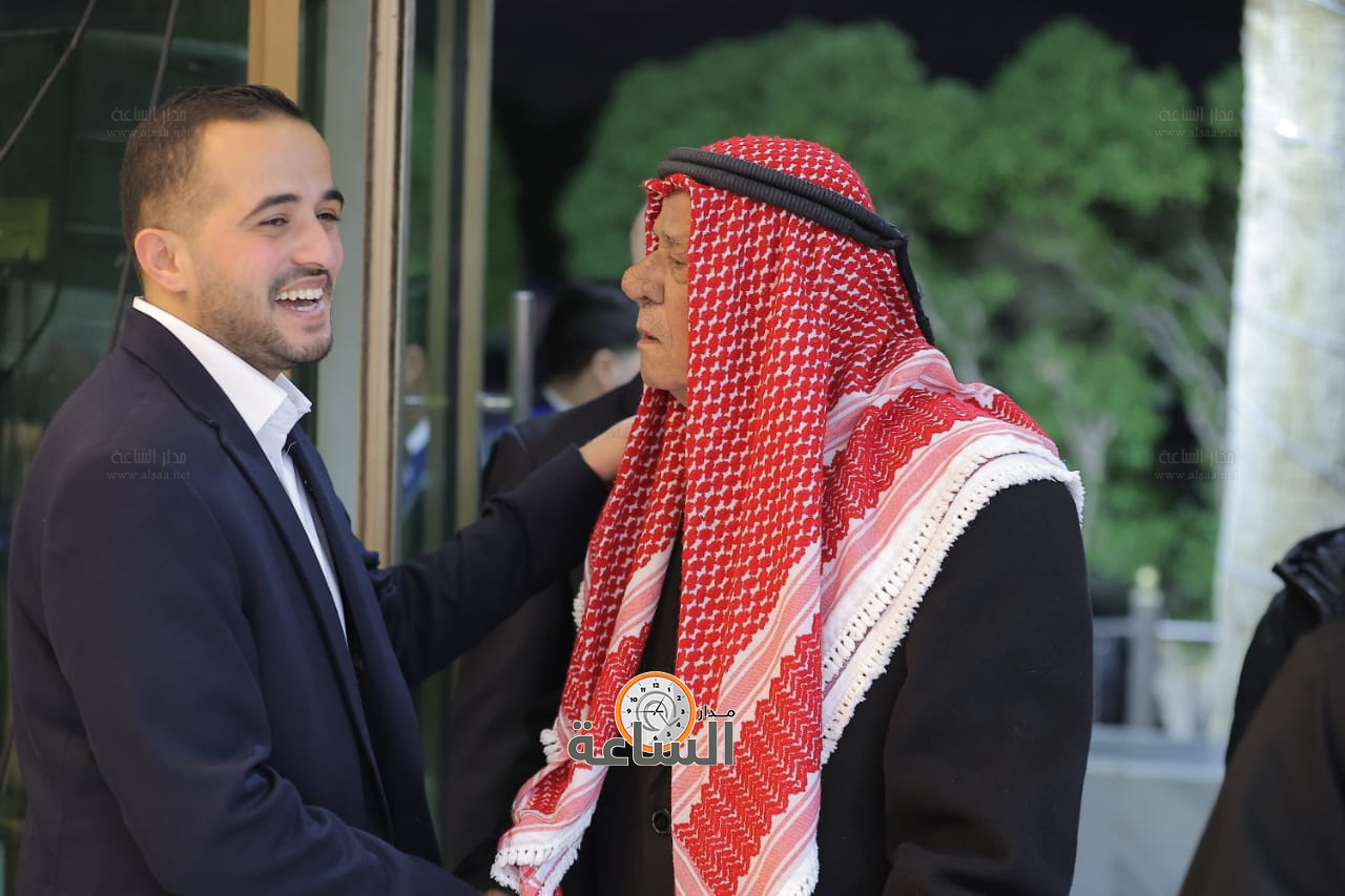 Madar Al-Saa Images 0.8885479839566339