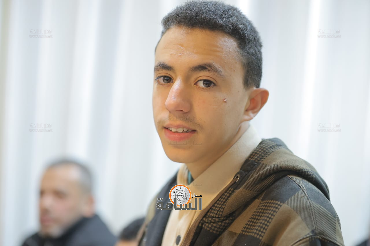 Madar Al-Saa Images 0.7769945847345487