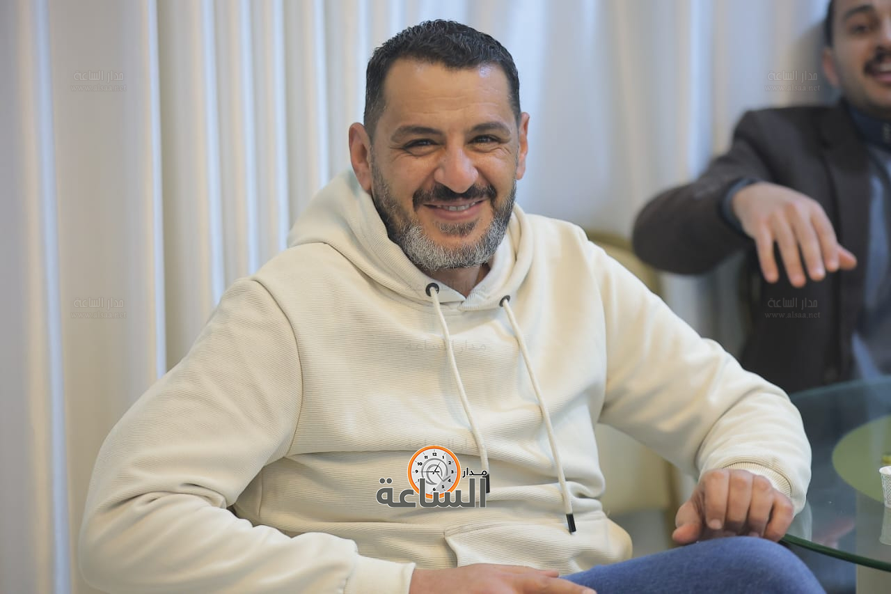 Madar Al-Saa Images 0.1522282074148168