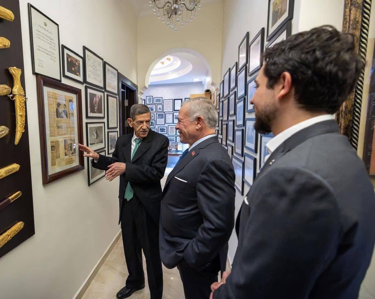 Madar Al-Saa Images 0.5597477240786219