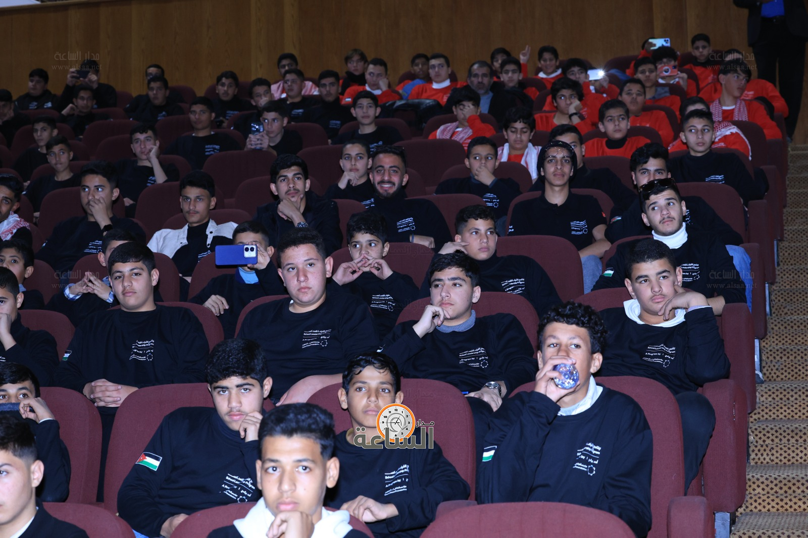 Madar Al-Saa Images 0.802876559541565