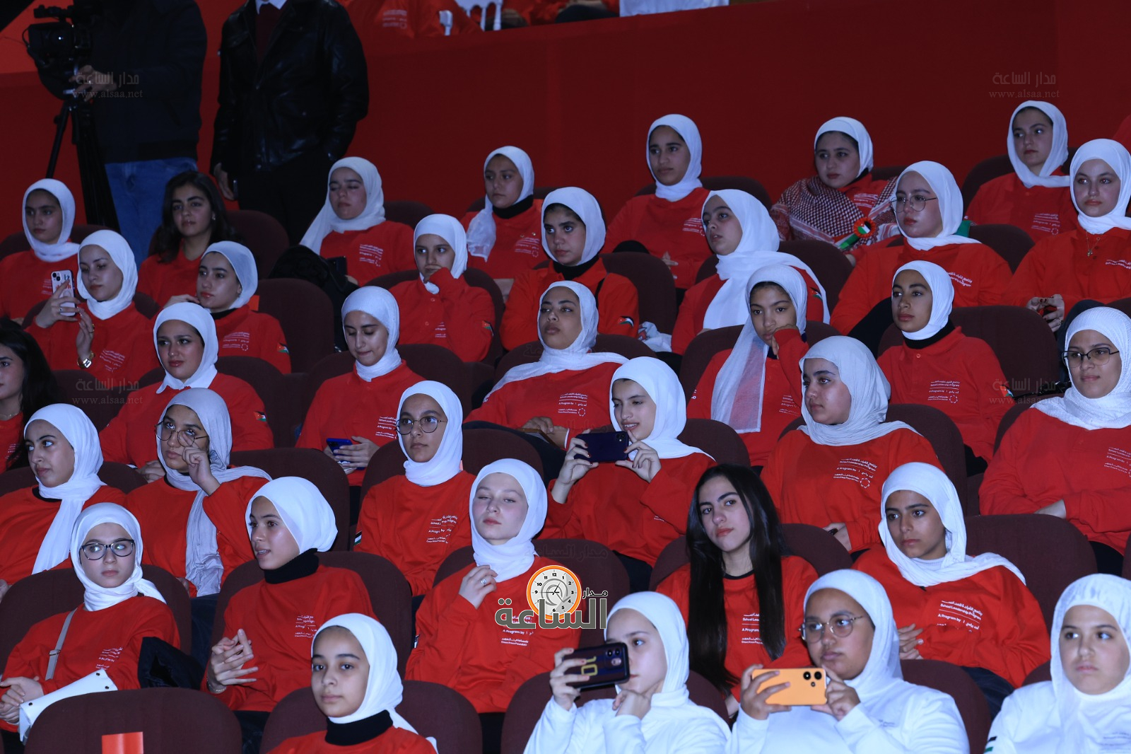 Madar Al-Saa Images 0.9715461719610231