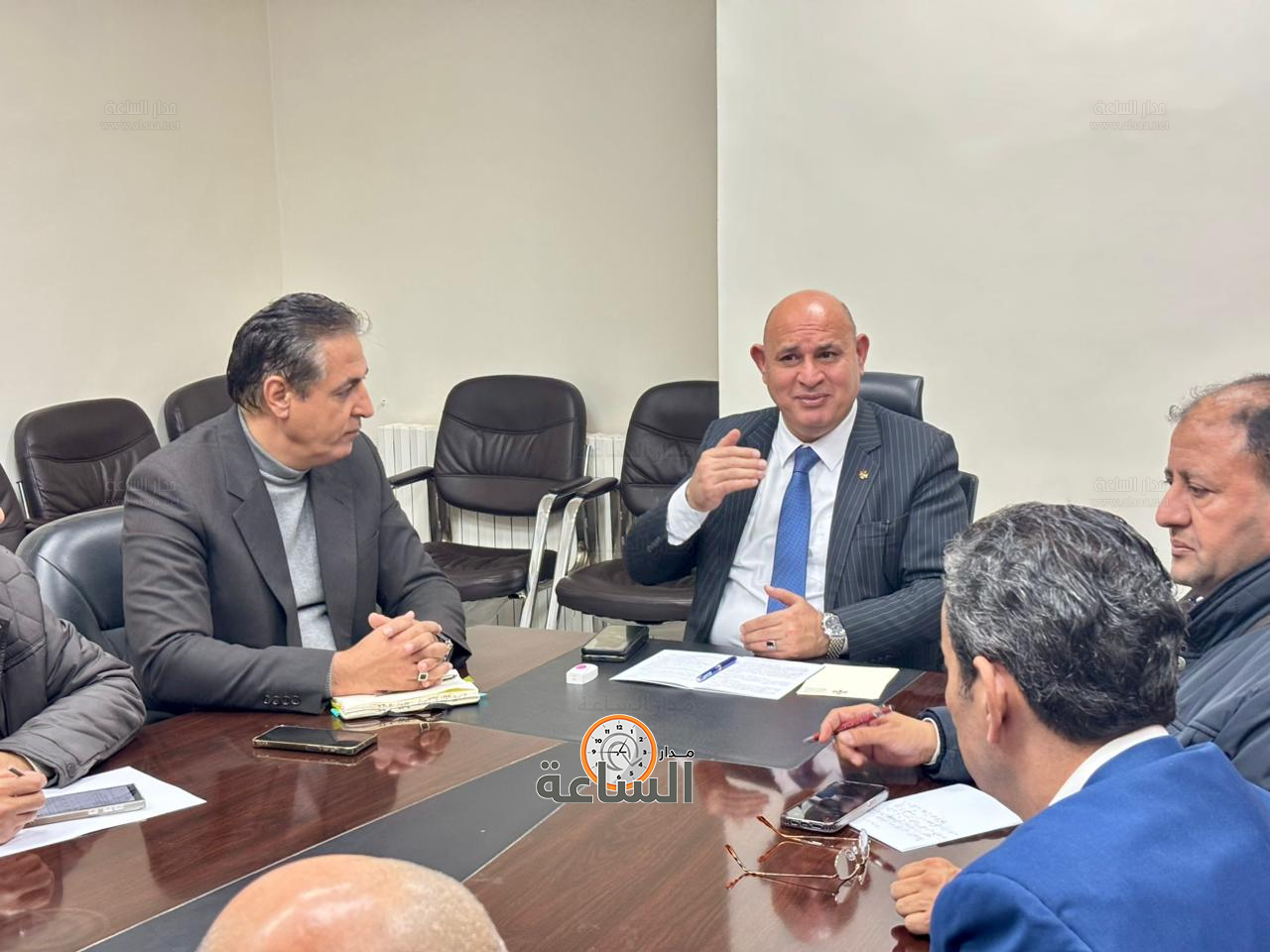 Madar Al-Saa Images 0.7568551419744611