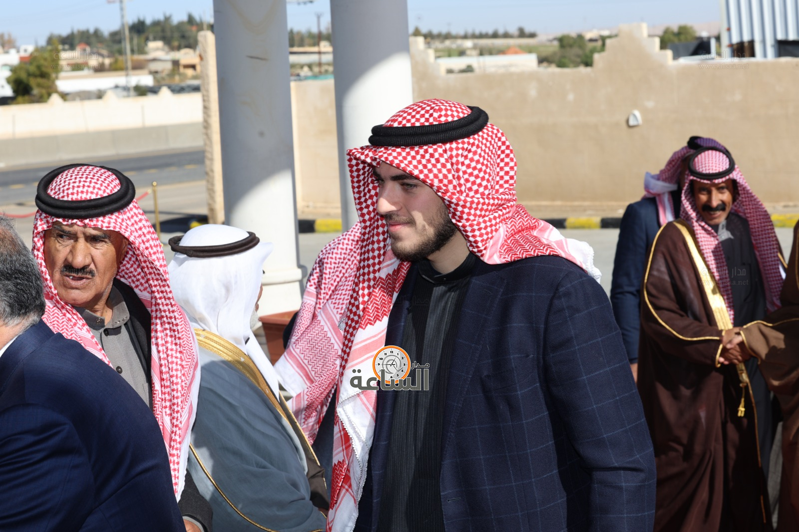 Madar Al-Saa Images 0.9909563477409052