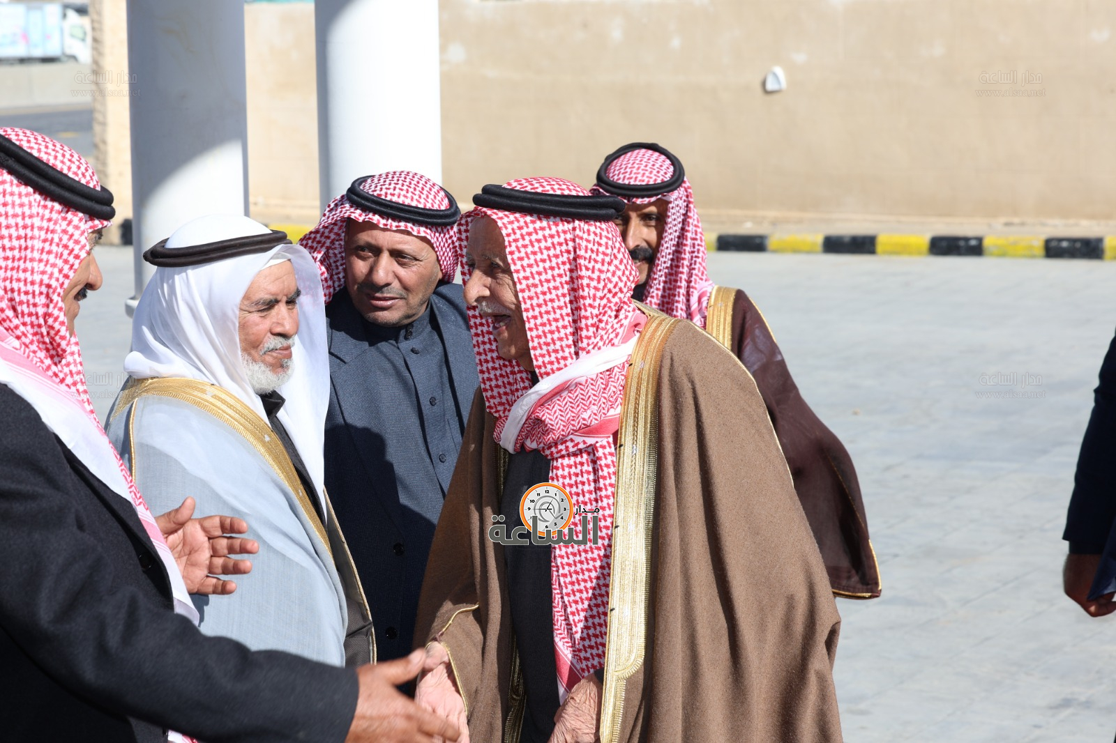 Madar Al-Saa Images 0.16235618255872486