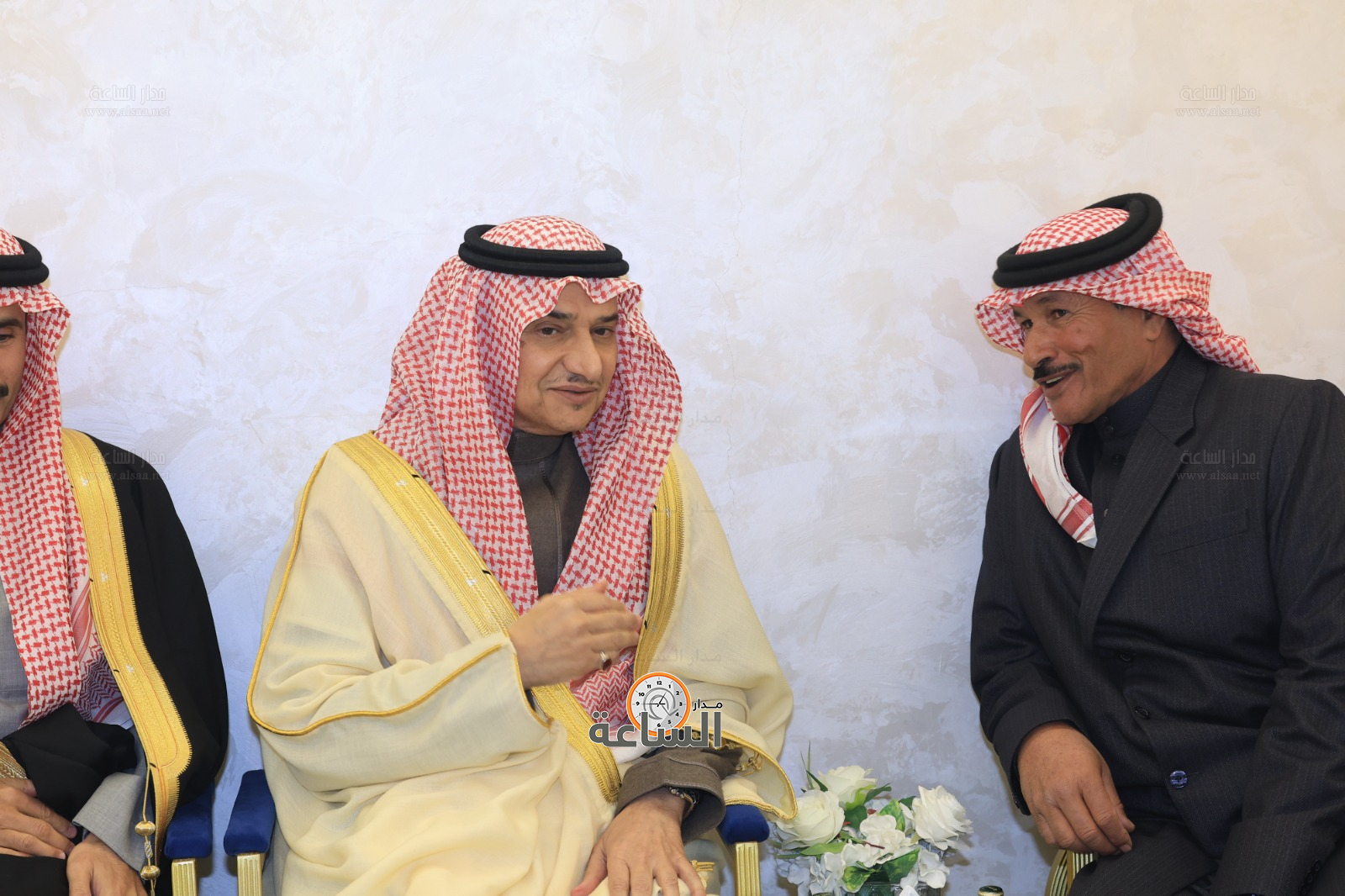 Madar Al-Saa Images 0.7543998157848747