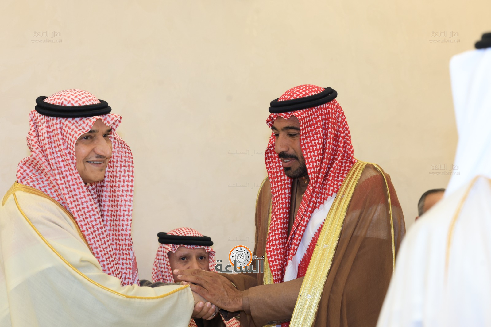 Madar Al-Saa Images 0.5567815710819125