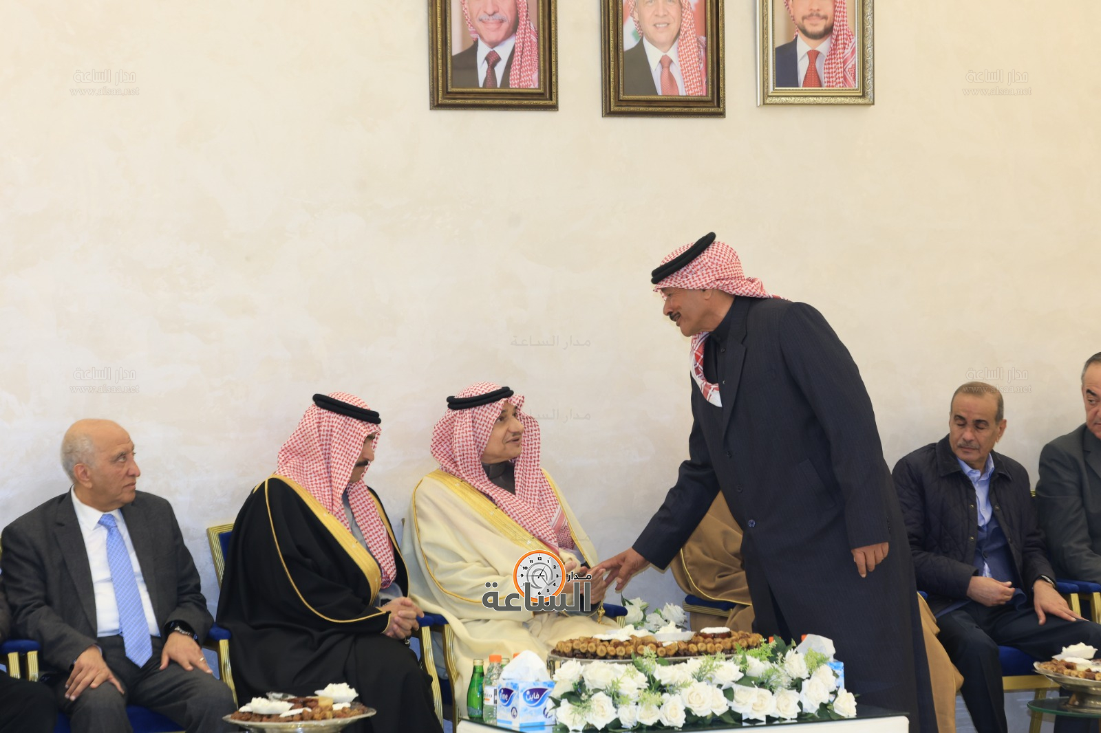 Madar Al-Saa Images 0.11927717407647109