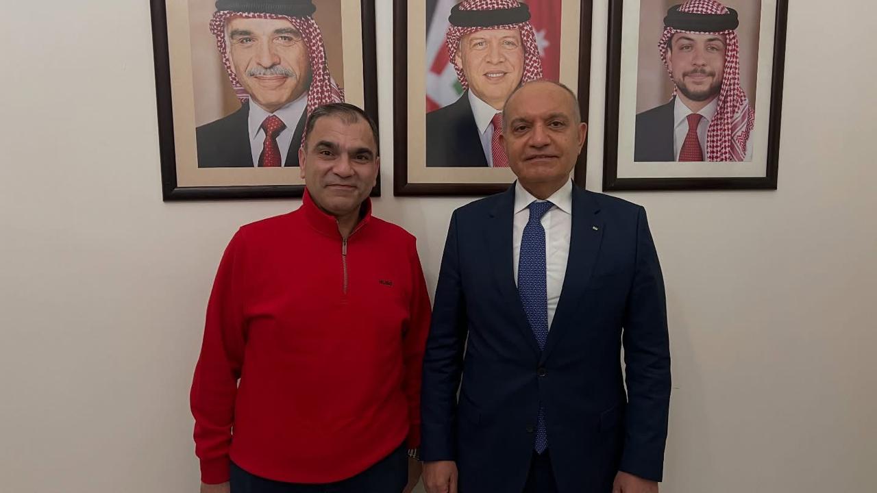 Madar Al-Saa Images 0.4290314047404019