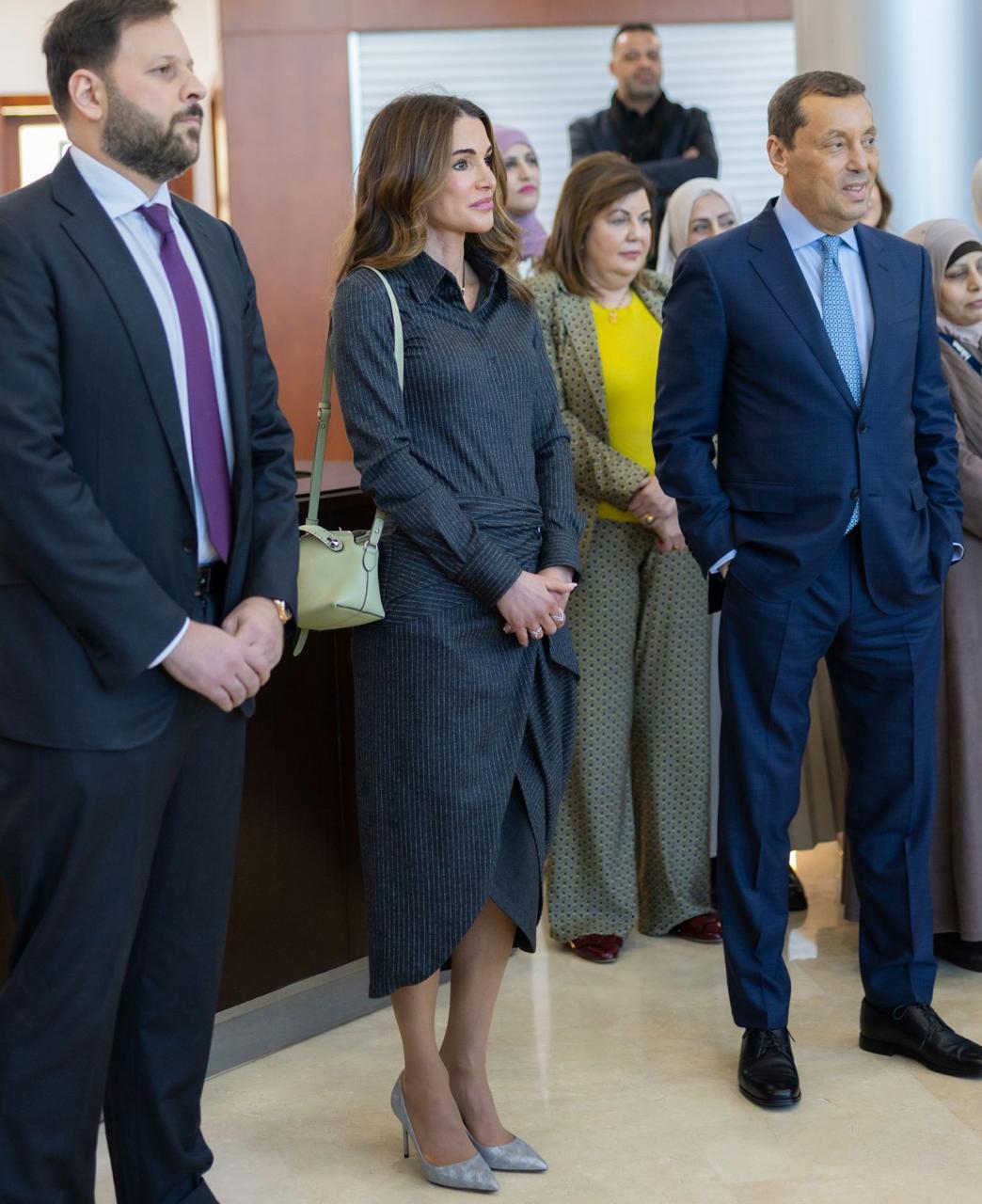 Madar Al-Saa Images 0.2960645013452019