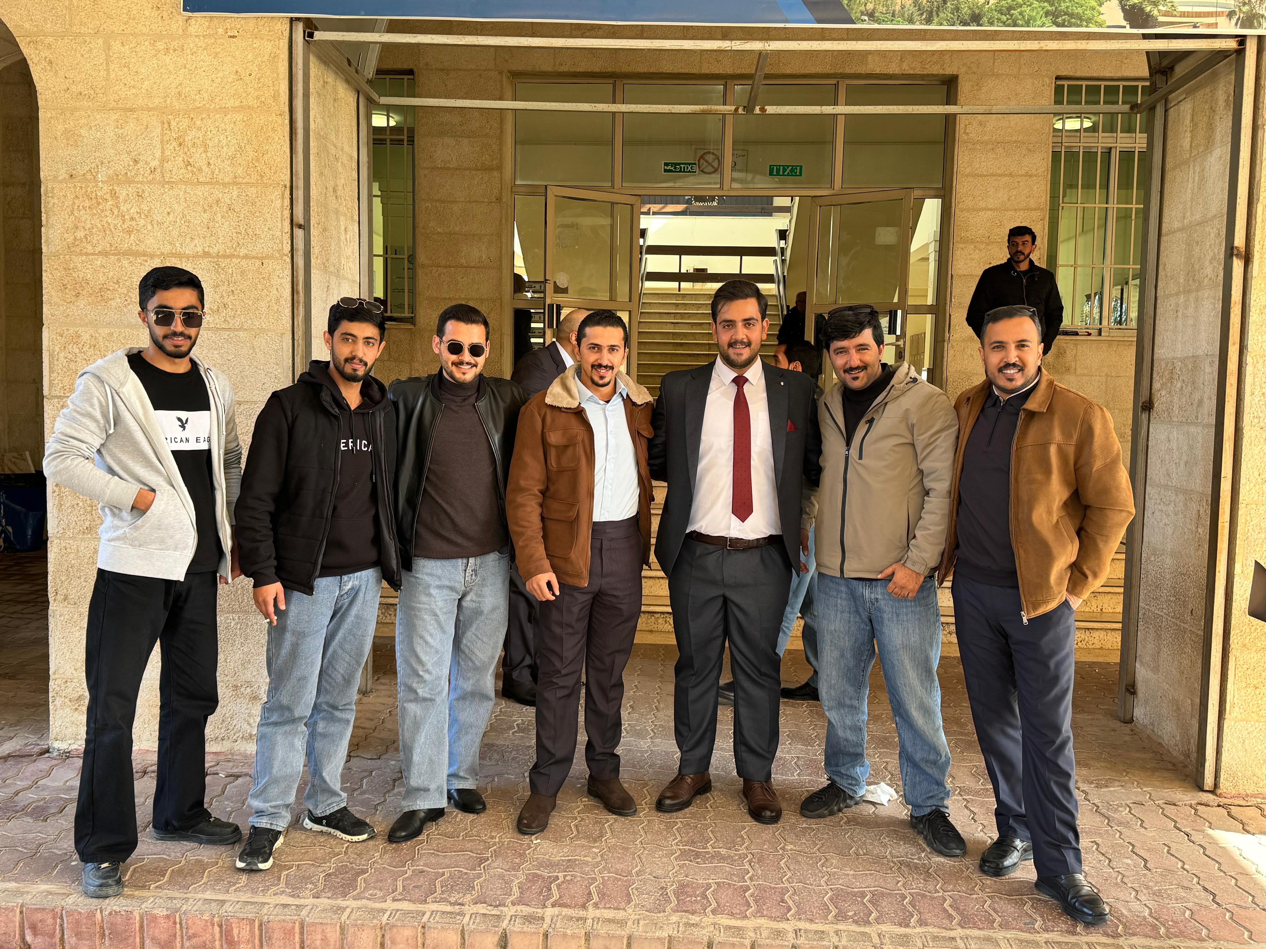 Madar Al-Saa Images 0.40282888387295934