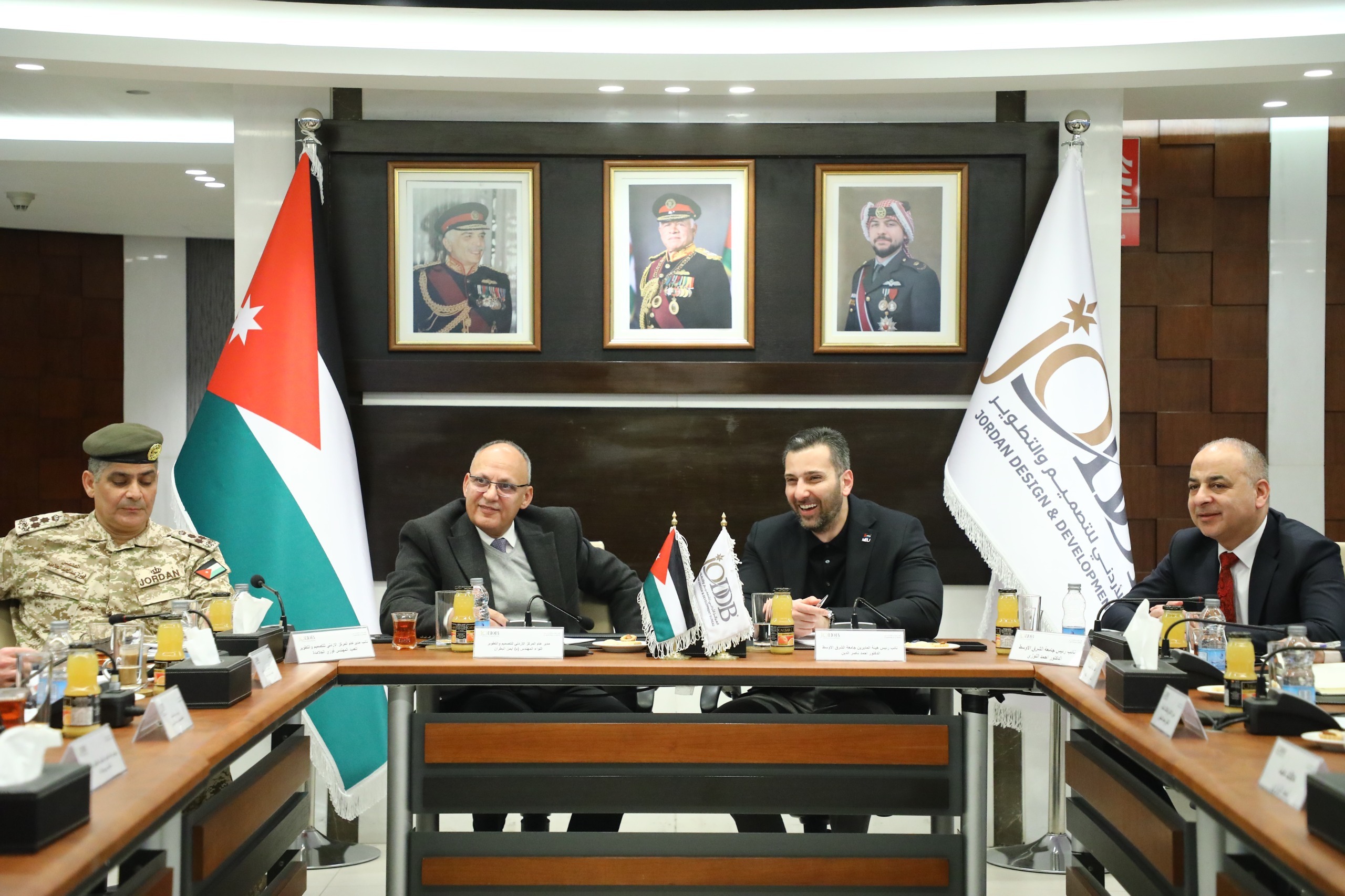 Madar Al-Saa Images 0.4723067872794465