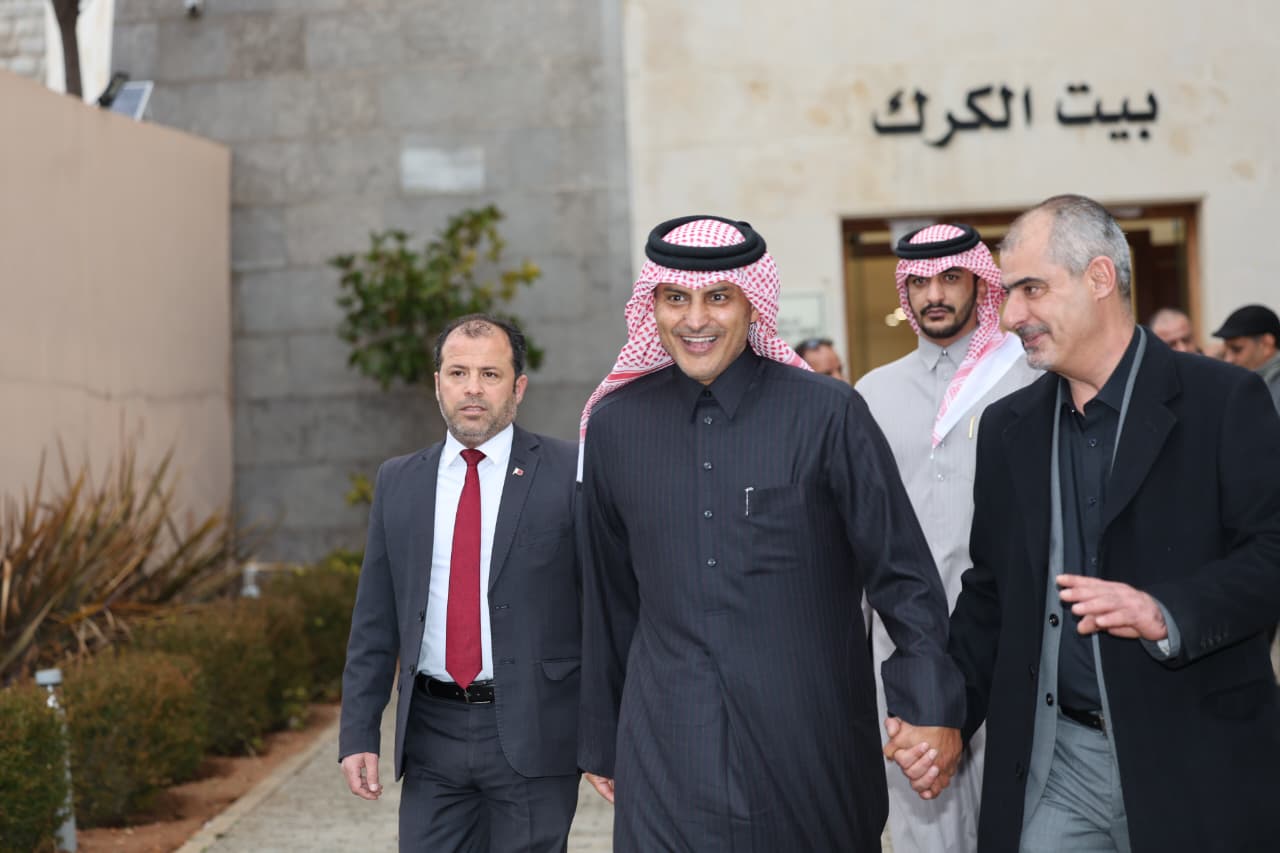 Madar Al-Saa Images 0.7722906922637555