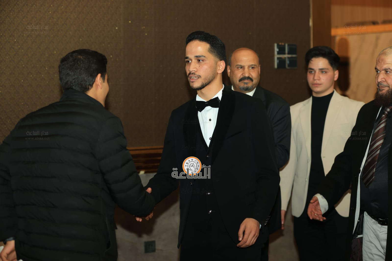 Madar Al-Saa Images 0.4475737654562364