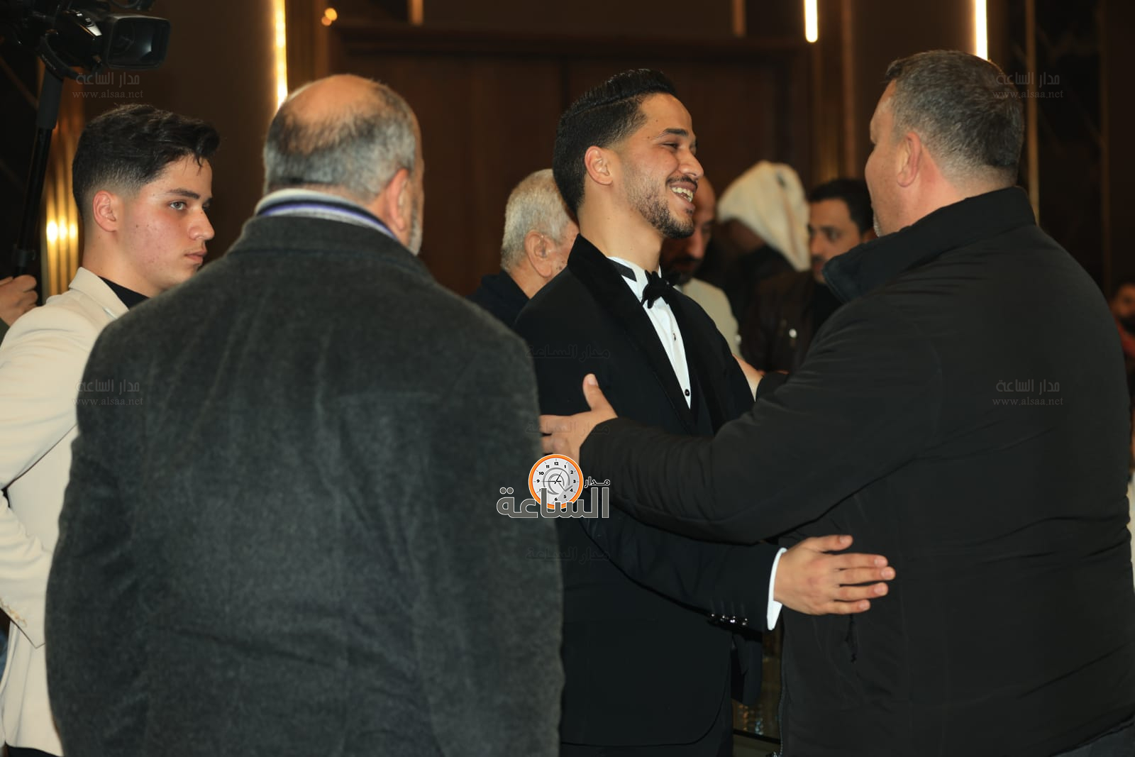 Madar Al-Saa Images 0.39209118087282513