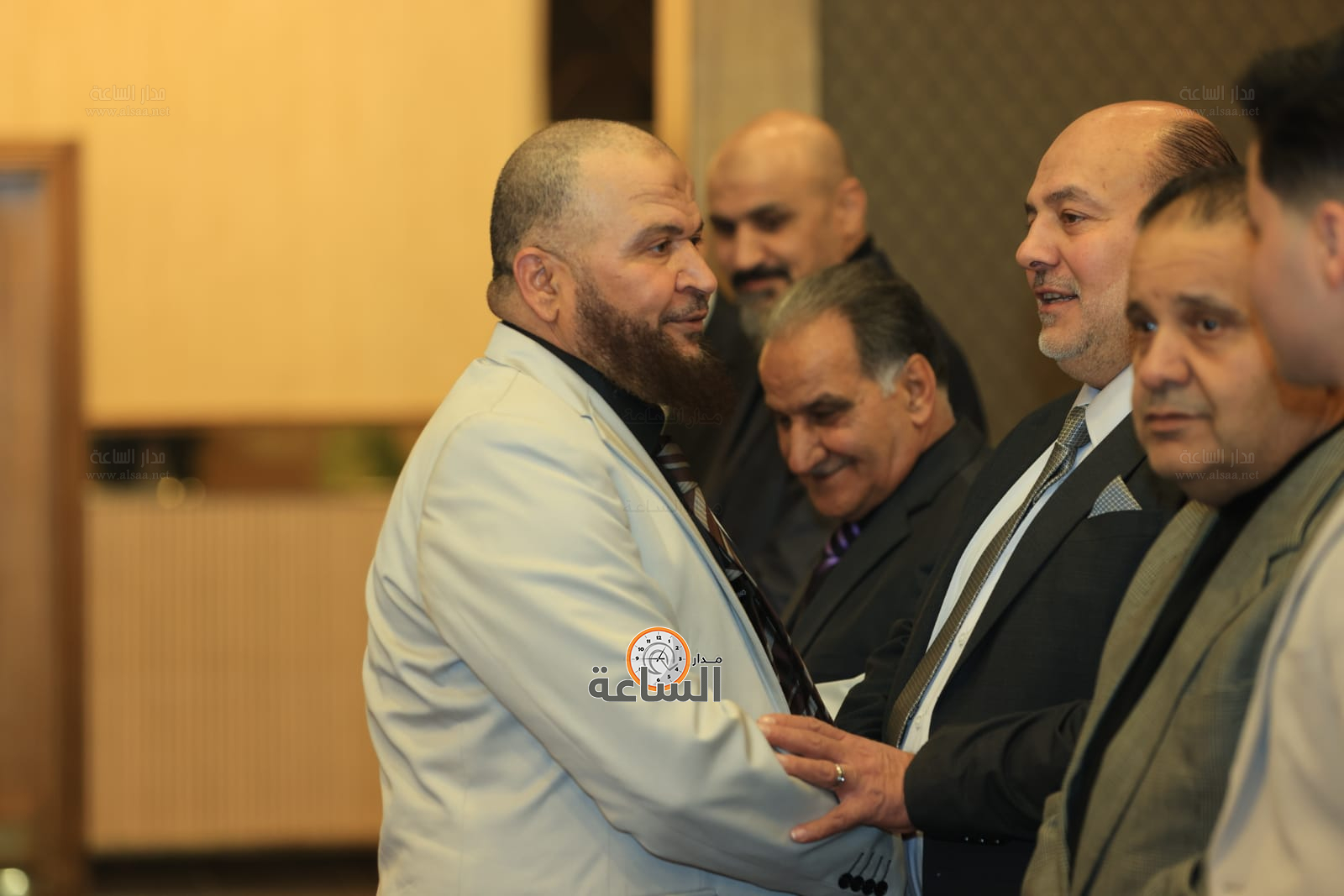 Madar Al-Saa Images 0.8365836322393572