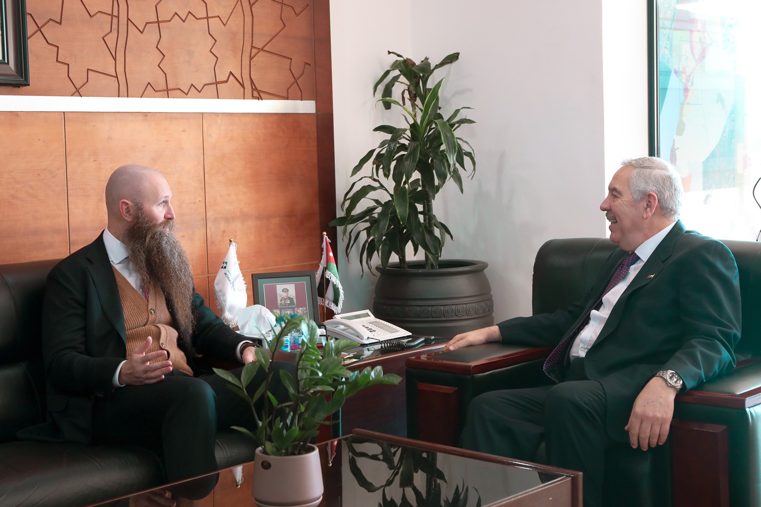 Madar Al-Saa Images 0.07584416108953607