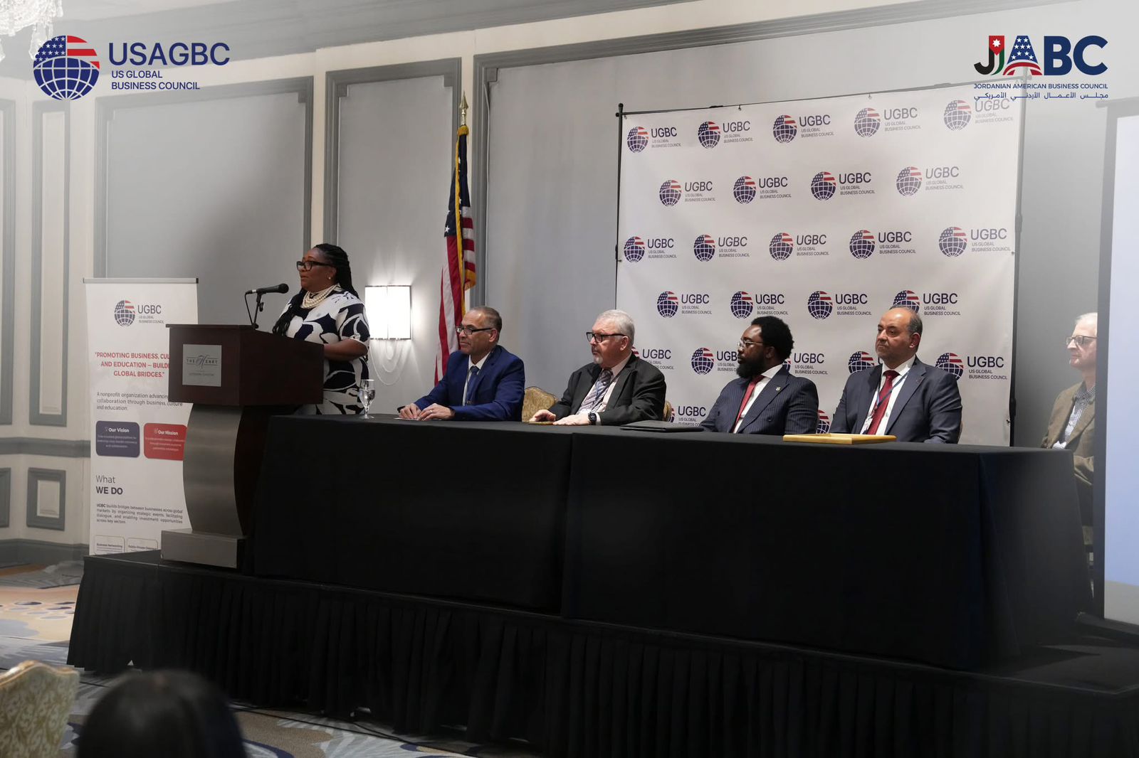 Madar Al-Saa Images 0.4607907337267668