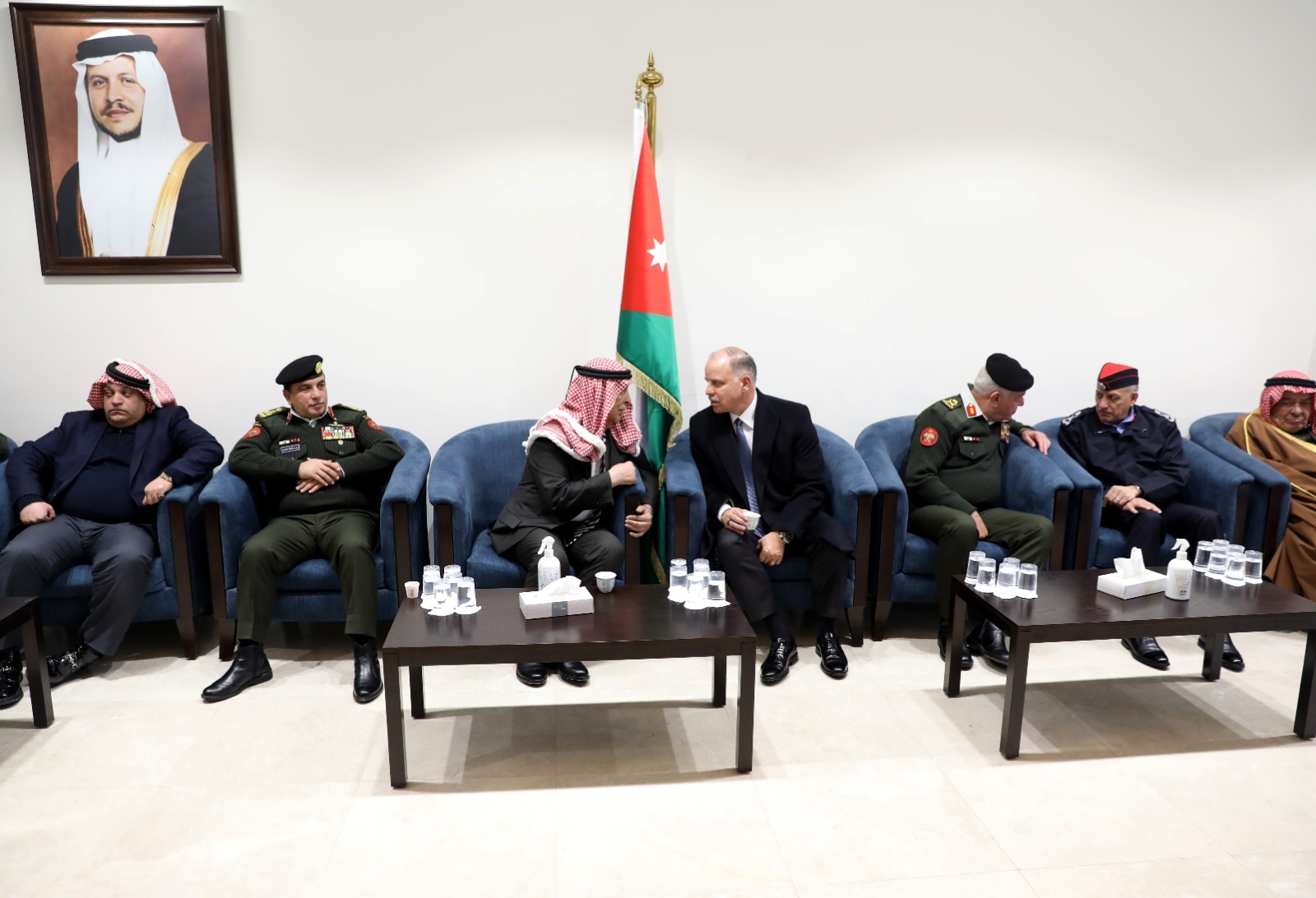 Madar Al-Saa Images 0.6479328152673351