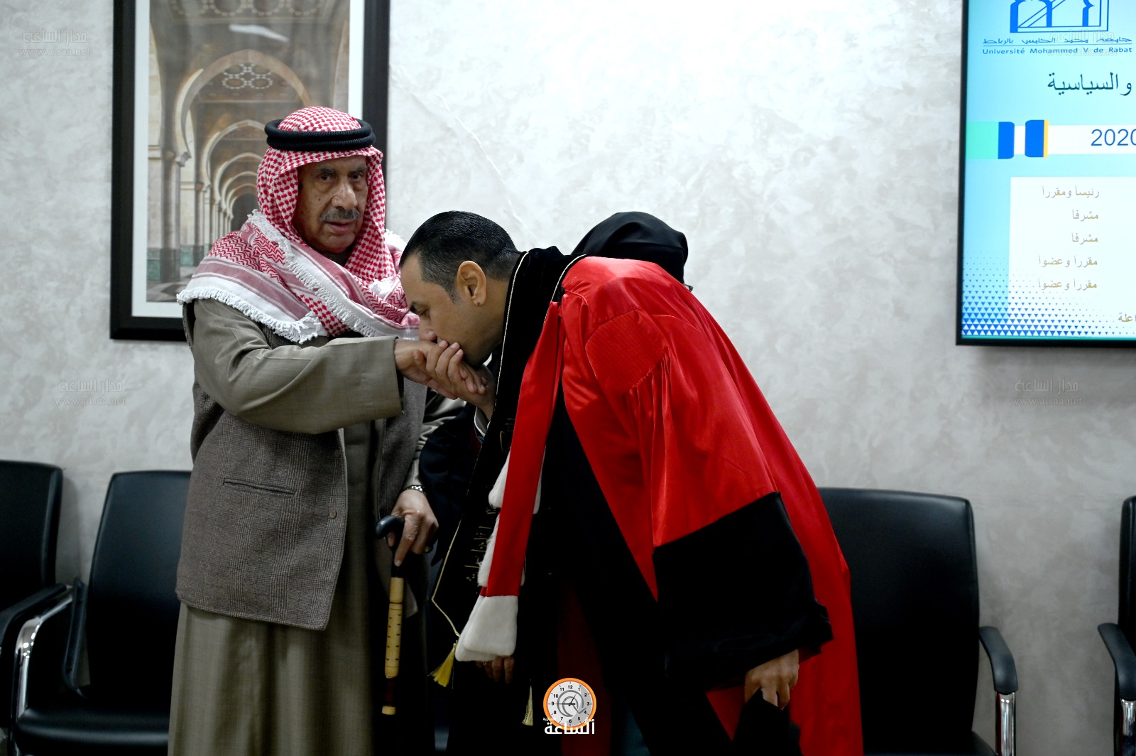 Madar Al-Saa Images 0.5426043969363115