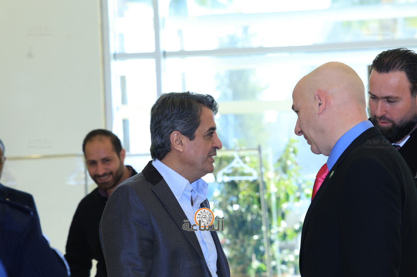 Madar Al-Saa Images 0.1078312031914902