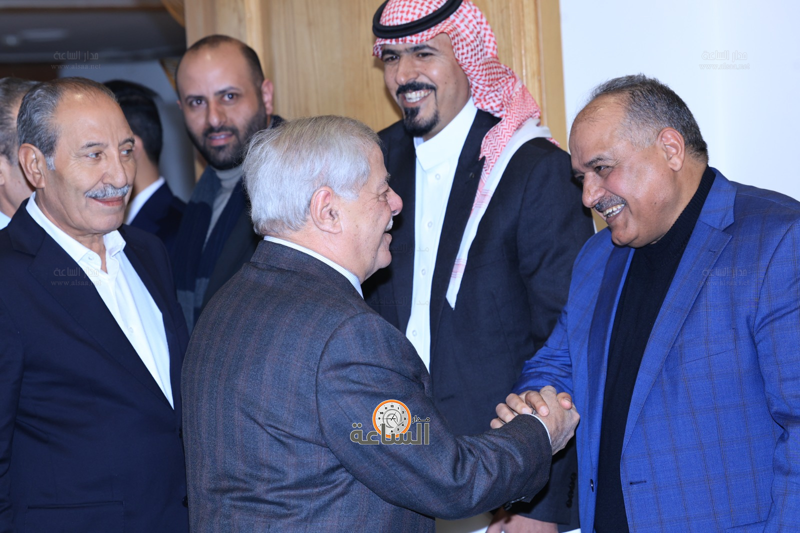 Madar Al-Saa Images 0.5168021122838032