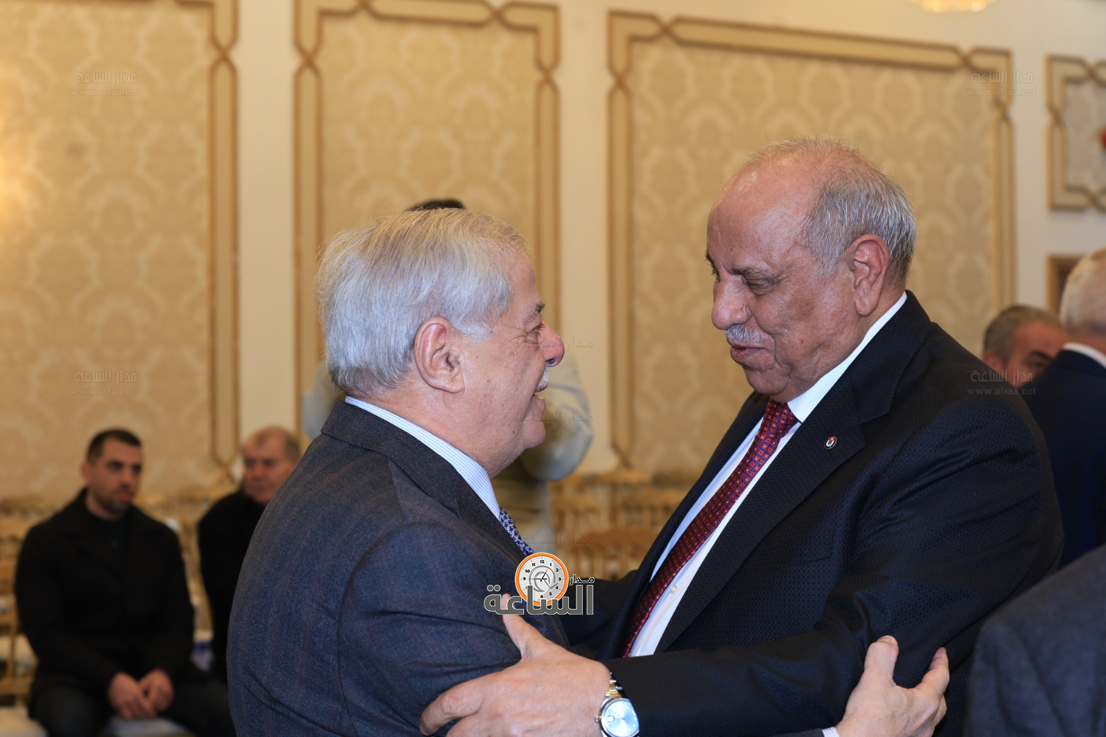 Madar Al-Saa Images 0.8177422870826168